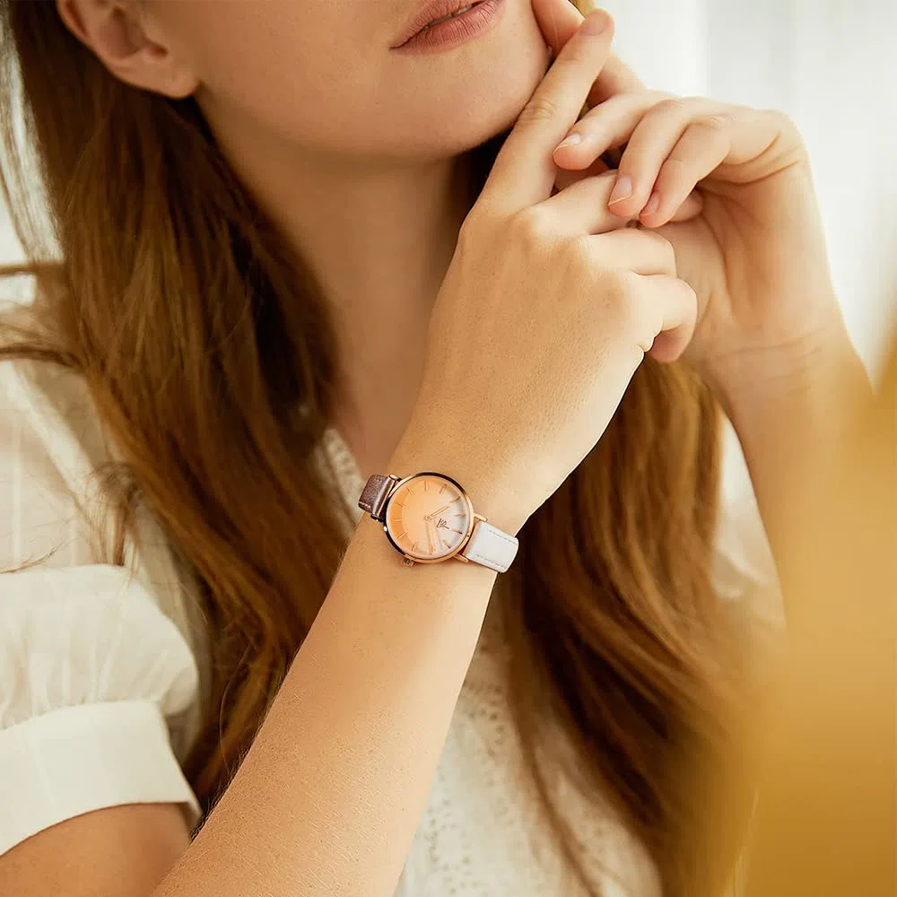 SHENGKE SK - Orologio da donna ultra sottile minialista, con cinturino in pelle, con due mani