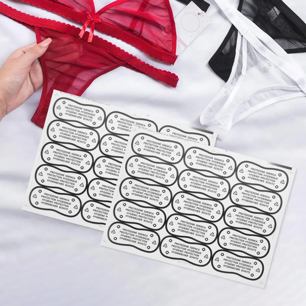 Anneome 100 pezzi di adesivi protettivi adesivi per biancheria intima mutandine per costumi da bagno e bikini tamponi da bagno riutilizzabili per il periodo design a doppio lato