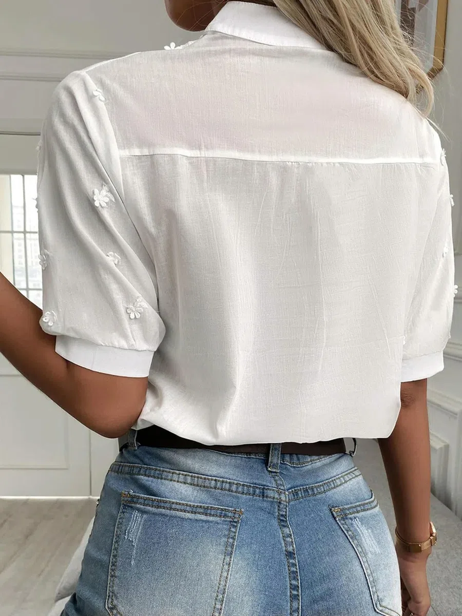 Camicetta Estiva in Pizzo con Ricamo Floreale Moda Donna Scollo a V Camicia Casual Chic Manica Corta Svasata Top Elegante
