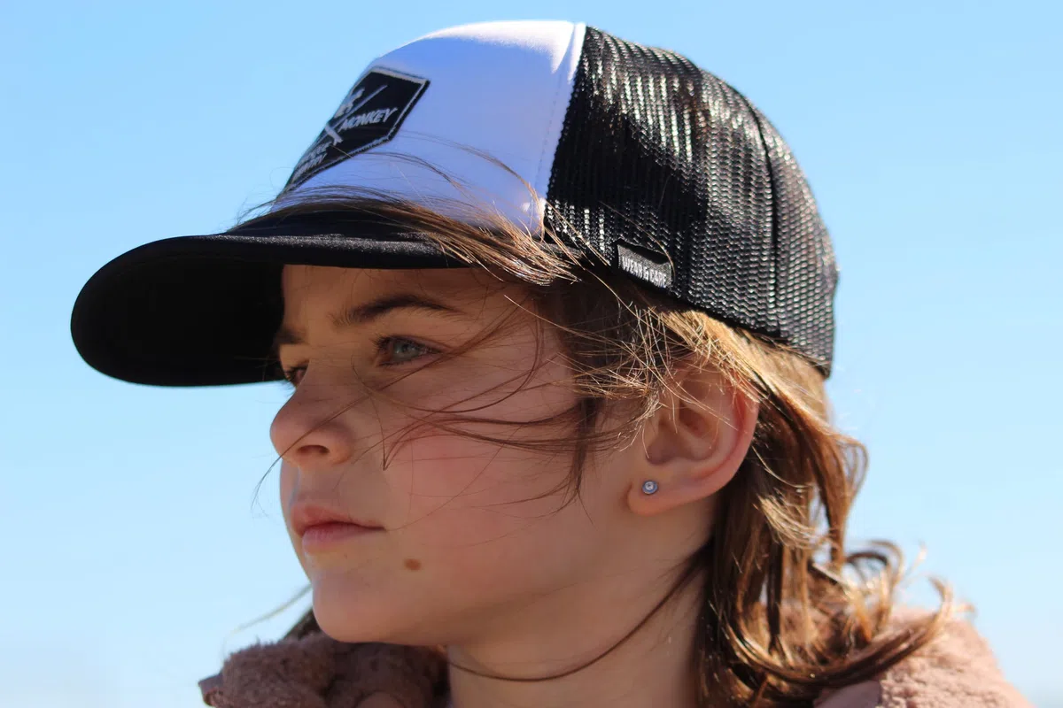 Surf Monkey Wear&Care - Berretto trucker imbottito con rete, per bambino/ragazza, 6-12 anni