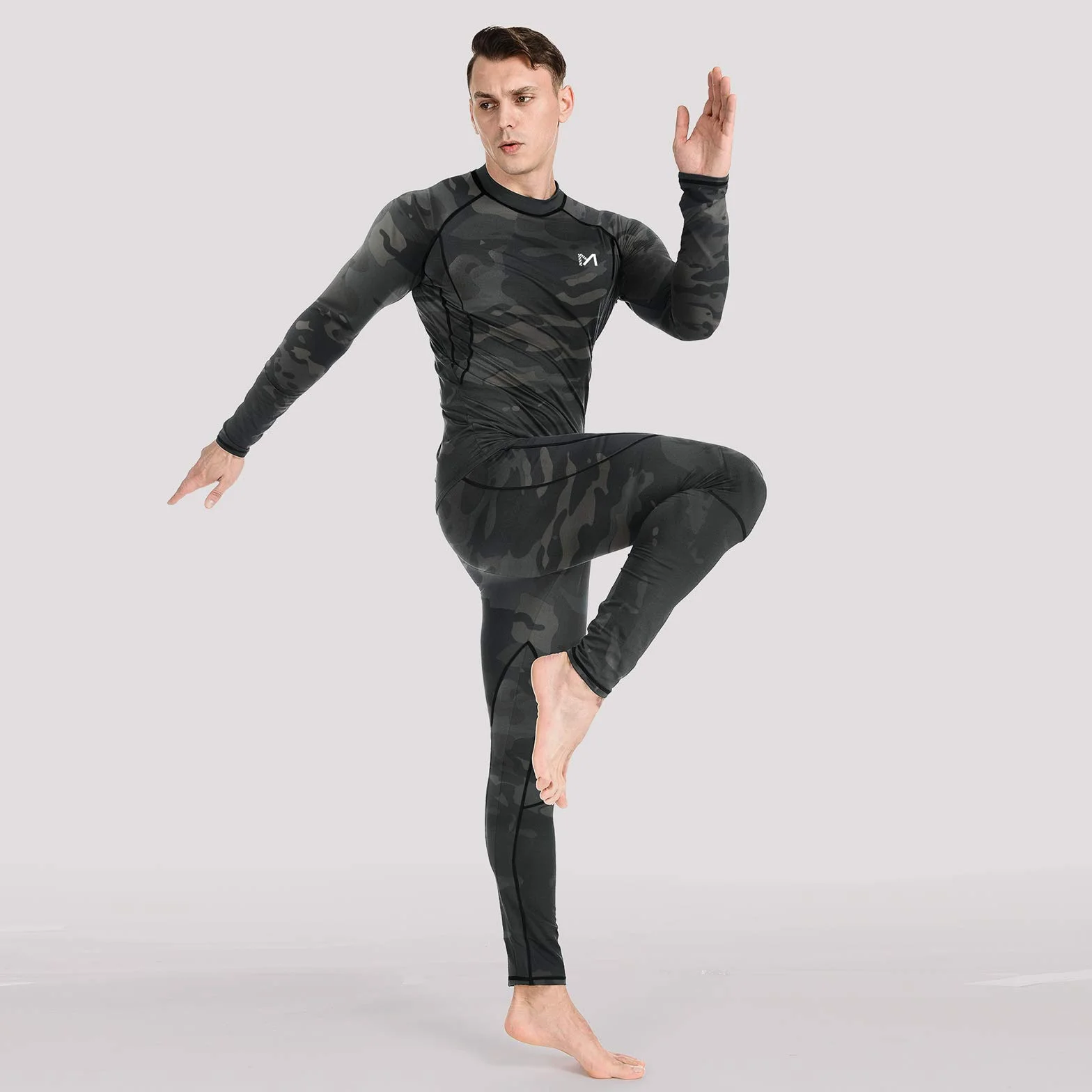 MEETYOO Set di Biancheria Intima Termica da Uomo, Lunga e Funzionale, Traspirante, a Compressione, per Allenamento, Sci, Corsa, Escursionismo