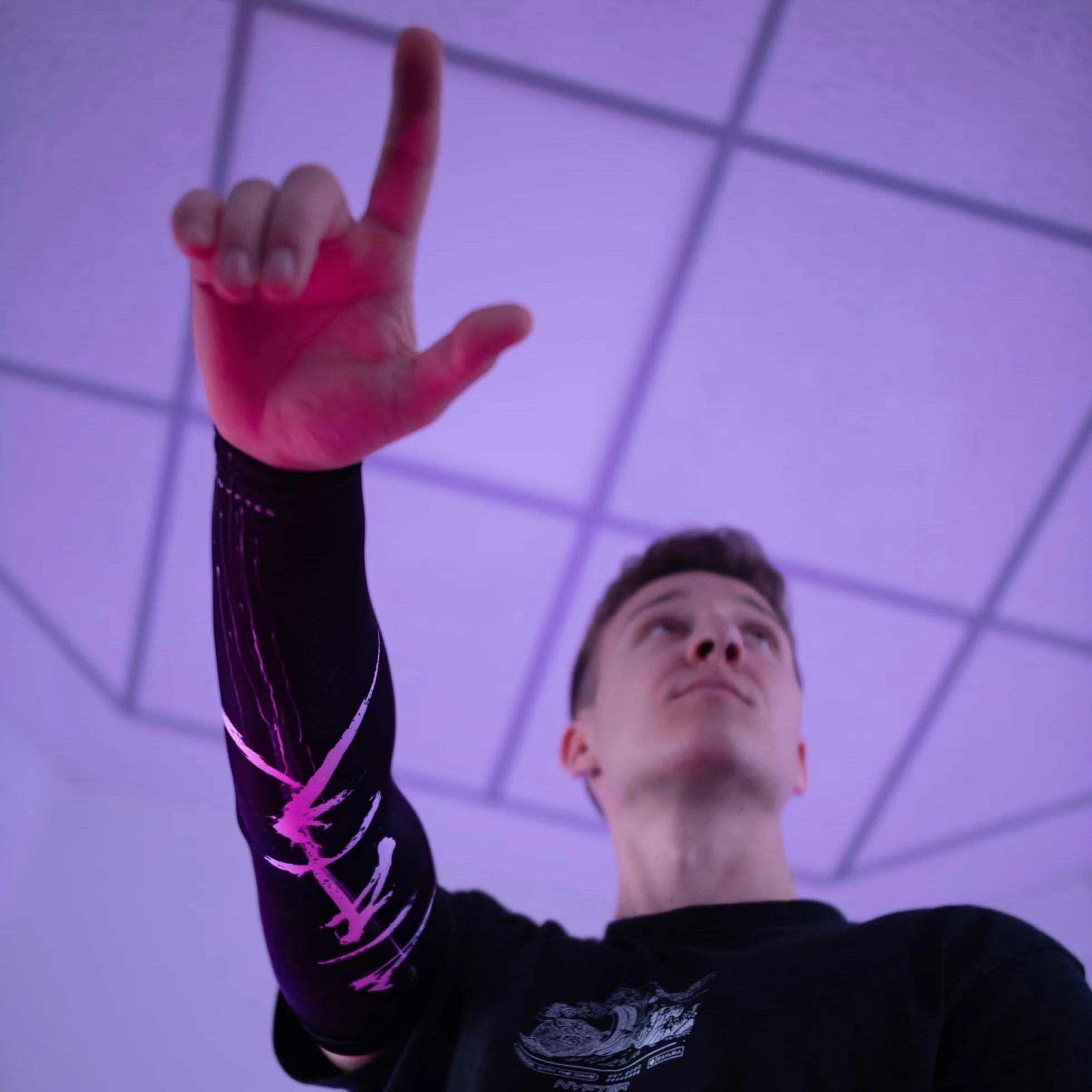 Nyfter - Gaming Arm Sleeve Premium Gaming Sleeve effetto anti-sudore regola la temperatura per migliorare le prestazioni nel gameplay