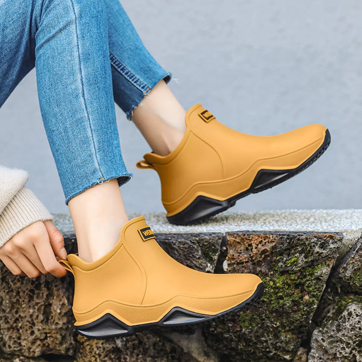 Fulidngzg Stivali Pioggia Uomo Donna di Gomma Impermeabili Antiscivolo Alti e Bassi per Lavoro Giardinaggio Tempo Libero Scarpe Antipioggia Lavabili Elegante per Pesca Caccia Autunnali Invernali