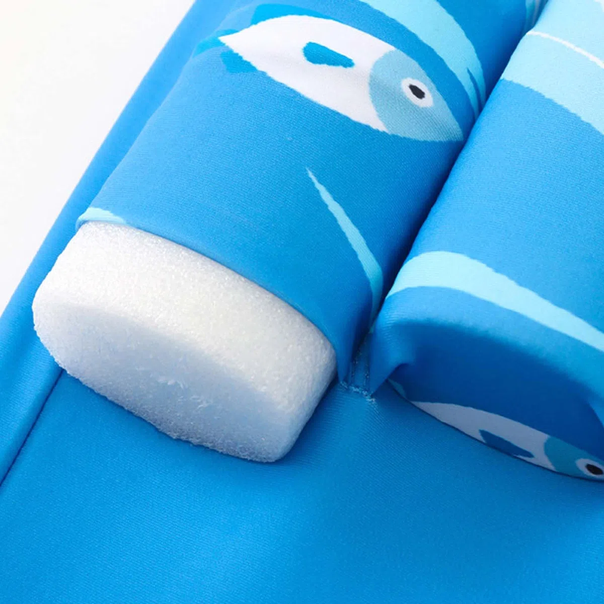 Generico da Bagno Galleggiante per Bambini Maschi Tuta da Nuoto per apprendimento con Integrato Perfetta per lezioni in Piscina e Giochi Estivi sicuri dai 4 8 Anni