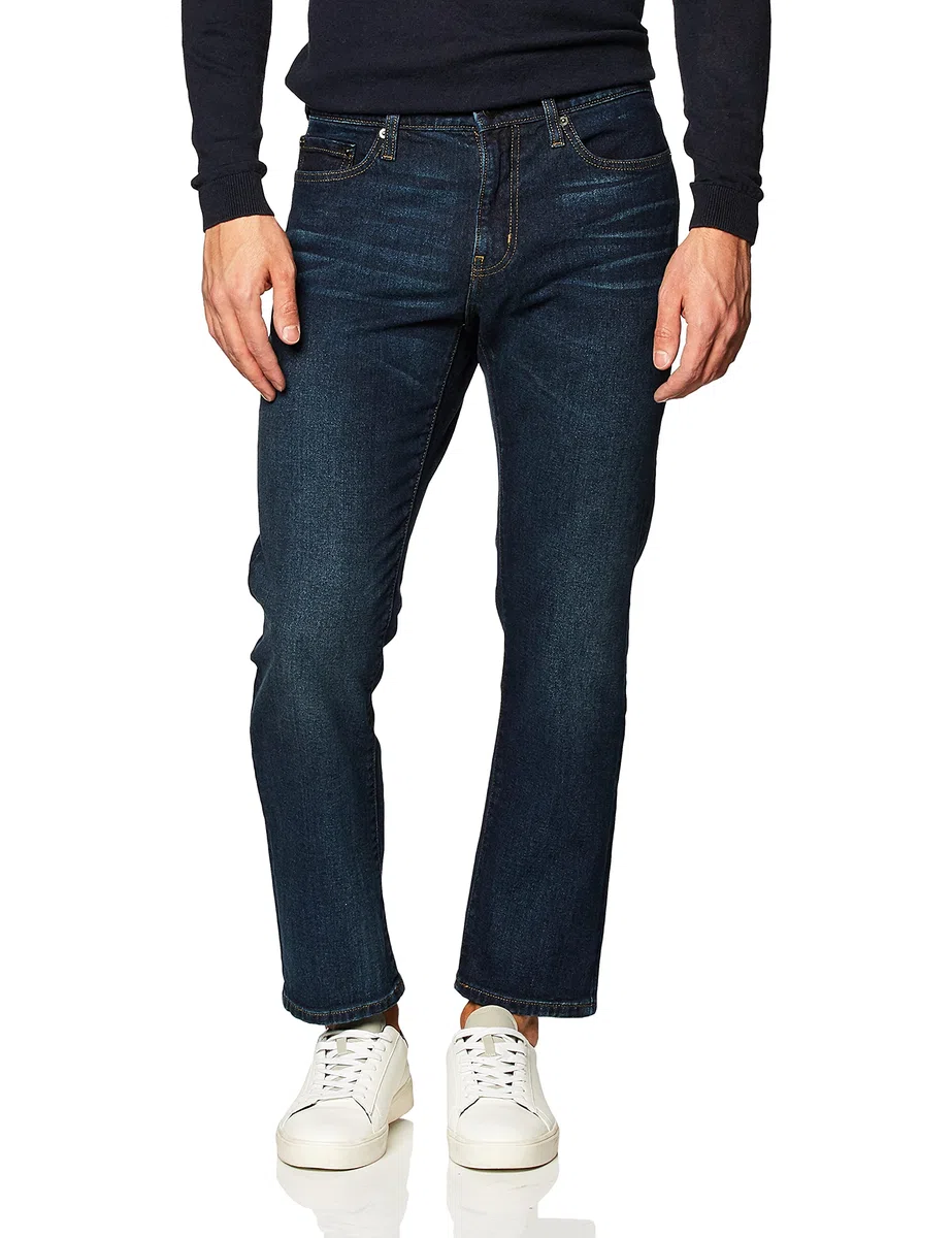 Amazon Essentials Uomo Jeans Elasticizzati con Taglio Dritto - Colori Fuori Produzione
