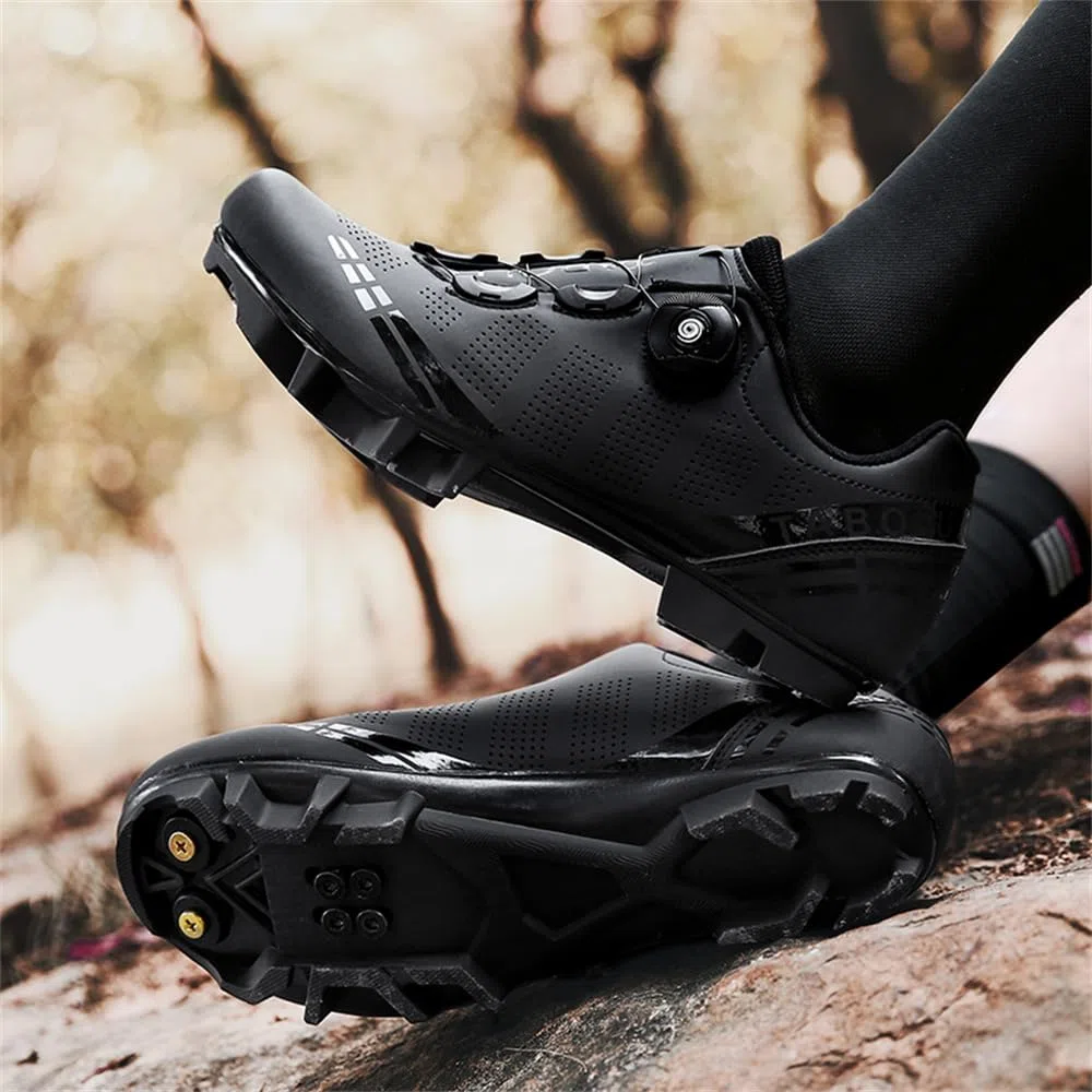 Hixingo Scarpe MTB Uomo Donna Scarpe Mountain Bike Compatibili con Pedali SPD, Unisex Scarpe Ciclismo All'aperto per Bici,36-47 EU