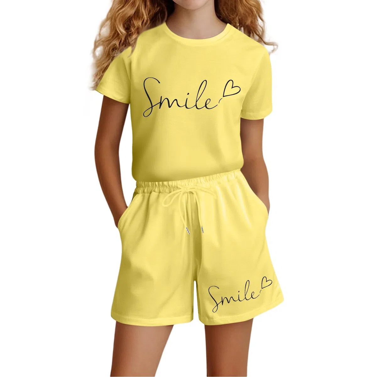 Set estivo casual a maniche corte per bambine e ragazze, composto da t-shirt, top e pantaloncini con tasche. #178