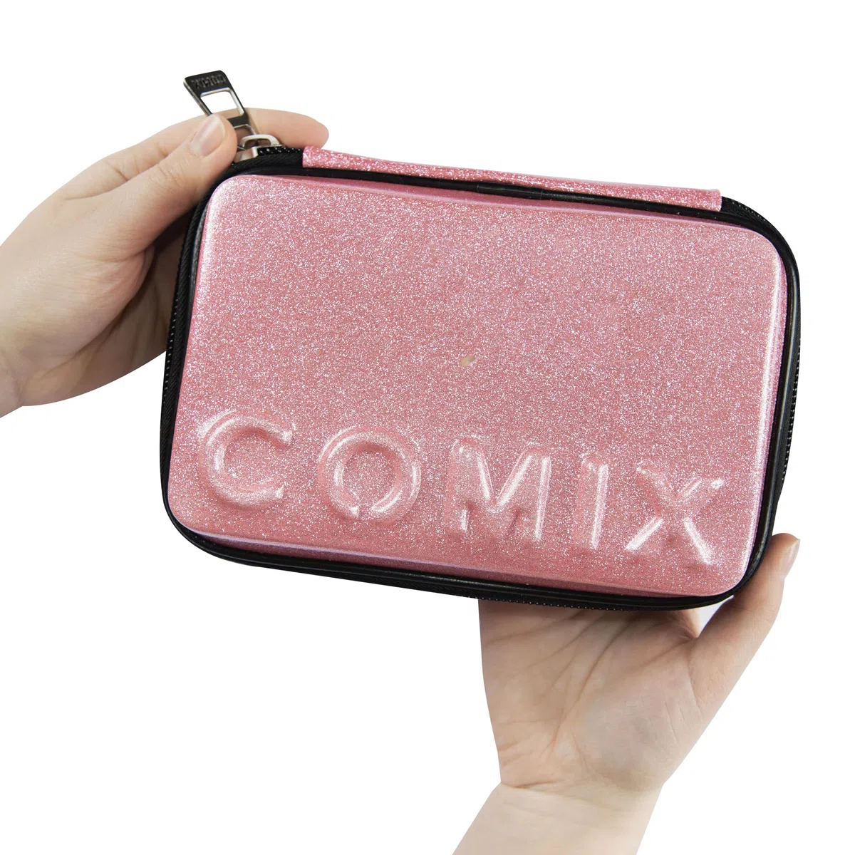 COMIX - Astuccio Scuola, Astuccio Maxi Zip per Bambini e Ragazzi, con Set Cancelleria Incluso, Cover Rigida con Maxi Logo in Rilievo e Tirazip in Metallo, 14,5 x 21h x 6,5 cm