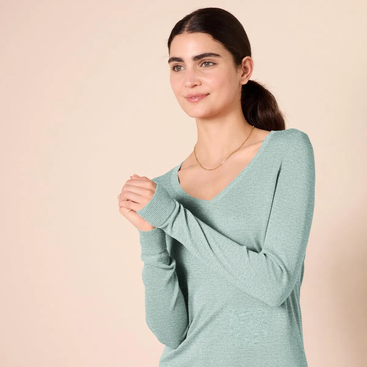 Amazon Essentials Donna Maglione Leggero a Maniche Lunghe con Scollo a V, vestibilità Classica (Disponibile in Taglie Forti)