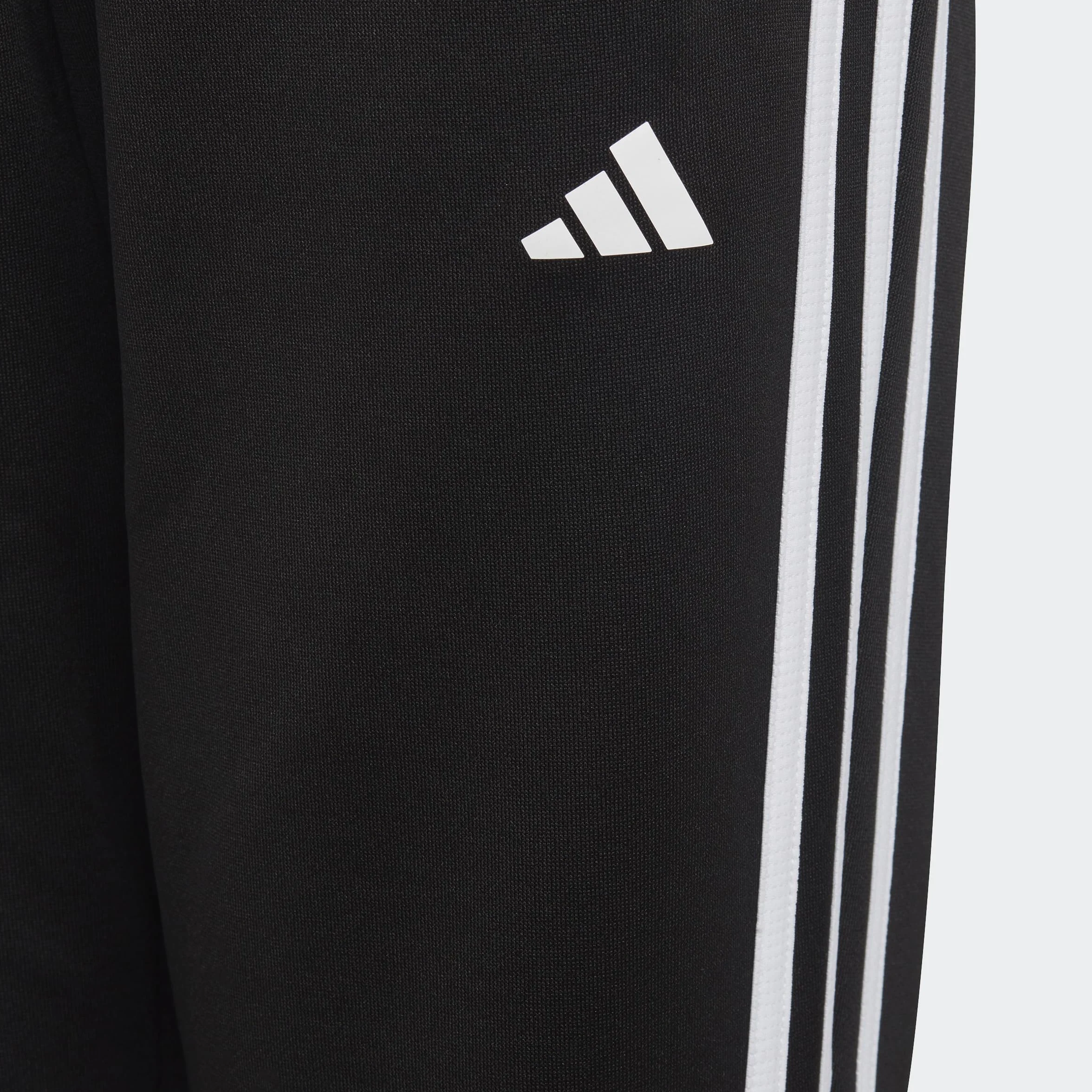 Adidas - Train Essentials Aeroready 3-Stripes Regular-Fit Pants, Pantalone Unisex - Bambini e Ragazzi