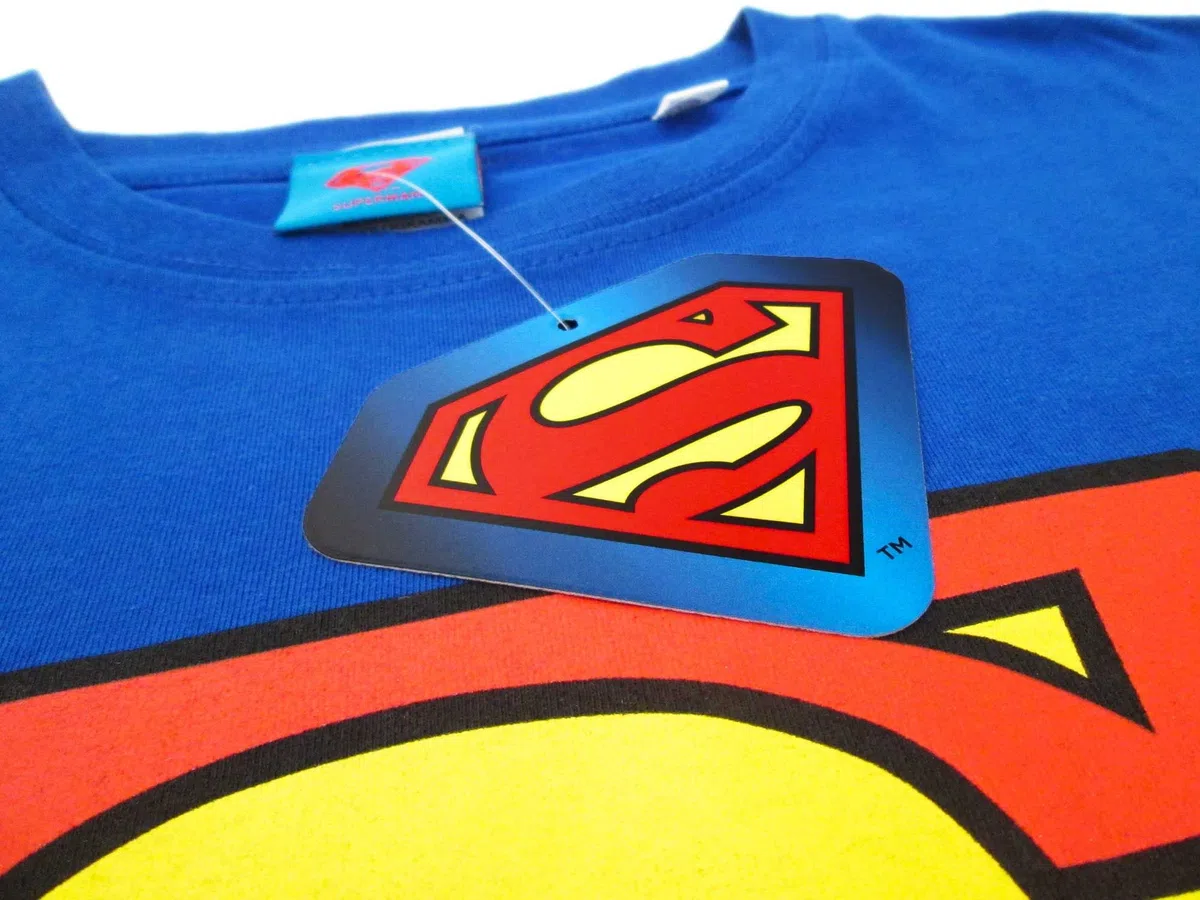 T-Superman Logo Supereroe. Clark Kent. Maglietta Ufficiale. Maglia Unisex. Blu e Rosso. Bambino Ragazzo e Adulto.
