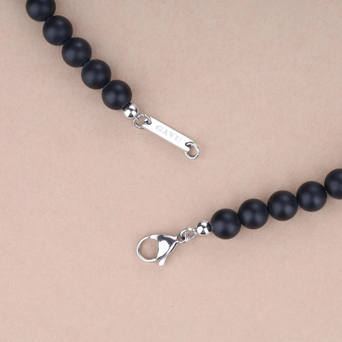 GAVU Collana Fleur de Lis da Uomo con Perle di Pietre Naturali e Cristalli, Collana Uomo Perline Pietre Dure, Ematite, Occhio di Tigre, Ossidiana, Pietra Lavica, Onice