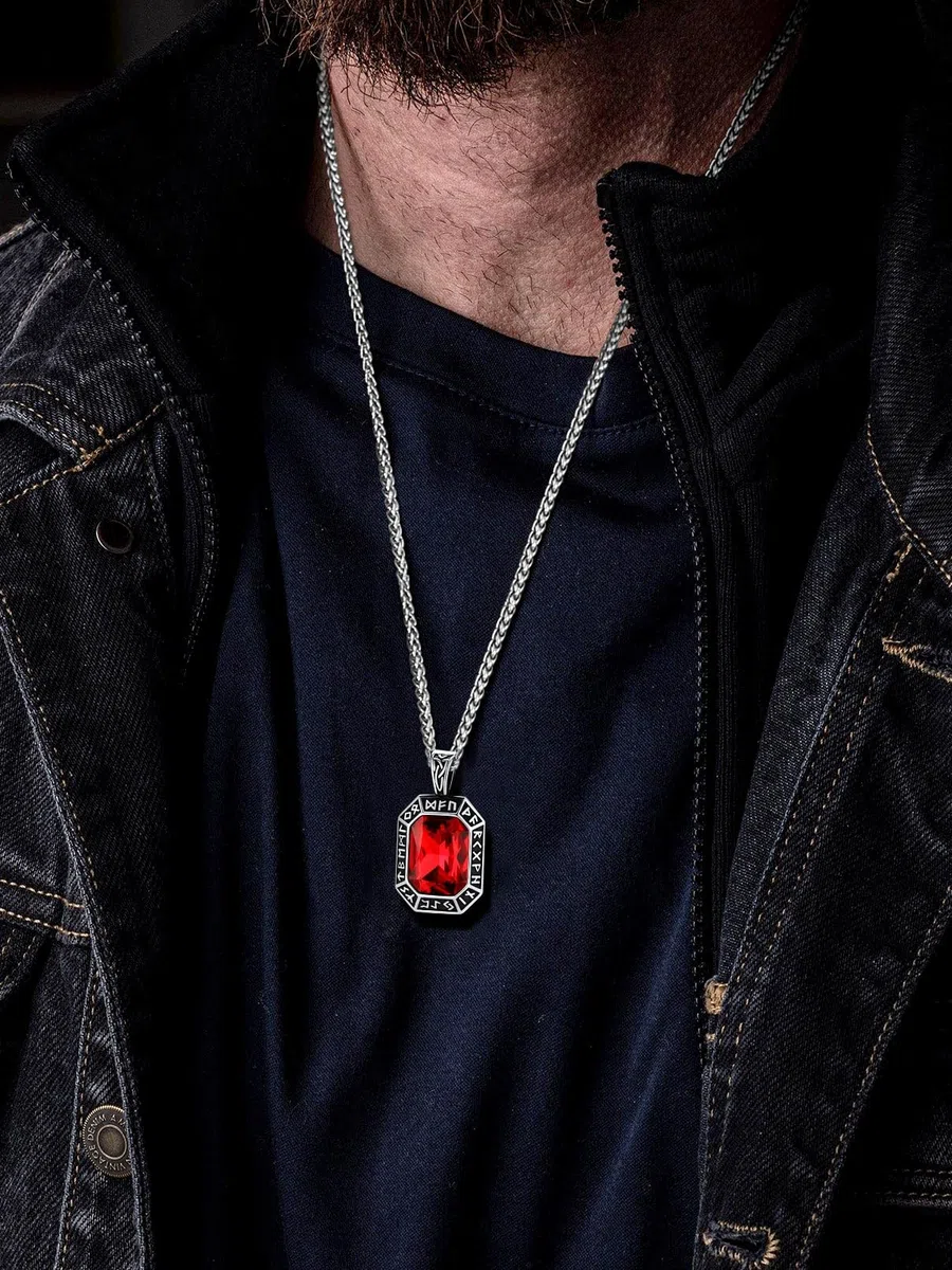FaithHeart Collana Uomo Vichingo Pendentivo in Ottagono Cristallo Rosso Smeraldo Ossidiana con Rune Vichinghe Accessorio Moda Unico Perfetto per Regalo Stile Personale