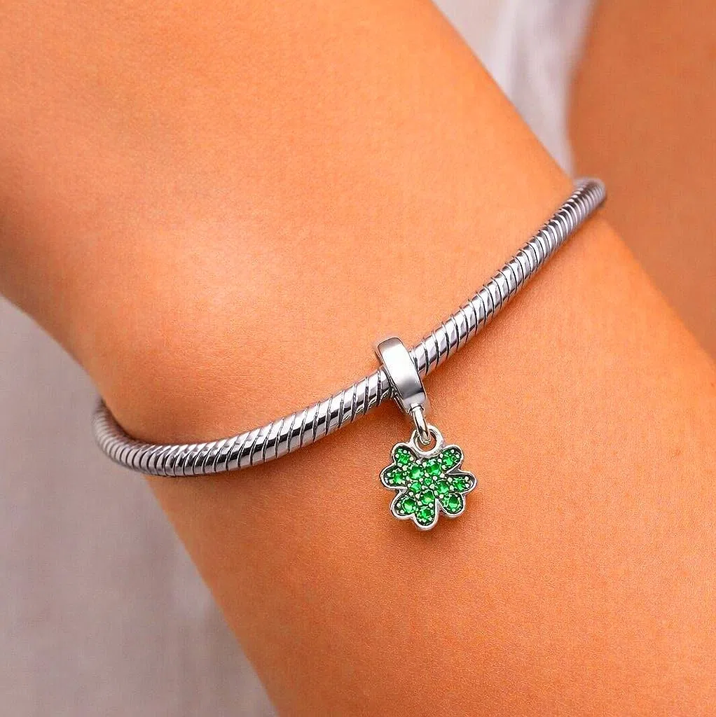 Bracciale Morbido Clip e Charm Bead Quadrifoglio Verde con Zirconi Compatibile con Tutte le Marche Originale Pendente in Argento