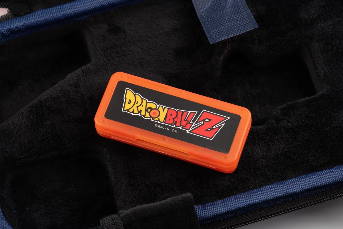 Blade – Custodia per il trasporto e lo stoccaggio per Switch 2, licenza ufficiale Dragon Ball Z, compatibile con Switch/Lite/OLED (Dragon Ball Z)