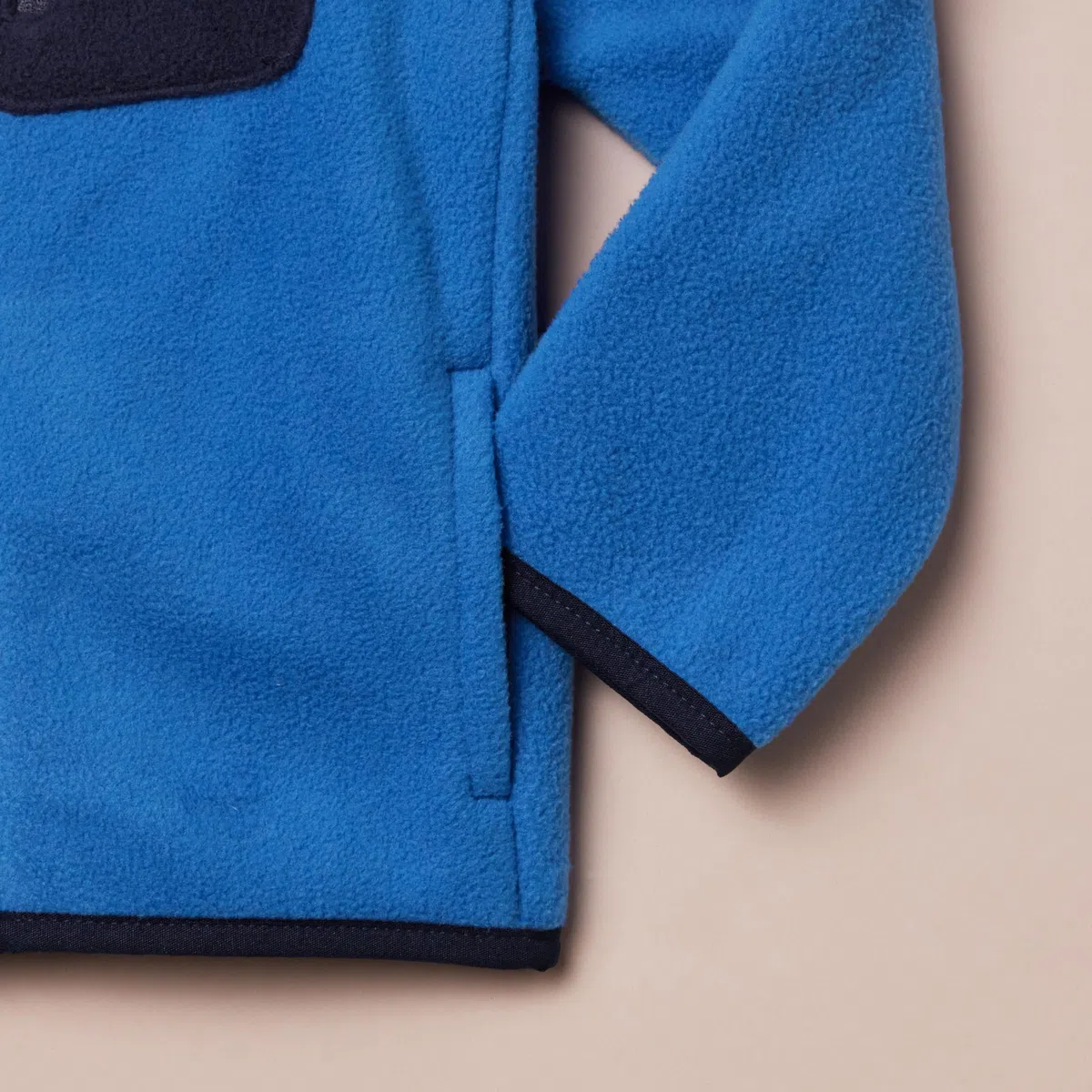Amazon Essentials Bambini e Ragazzi Giacca con Collo a Lupetto con Cerniera Integrale in Pile