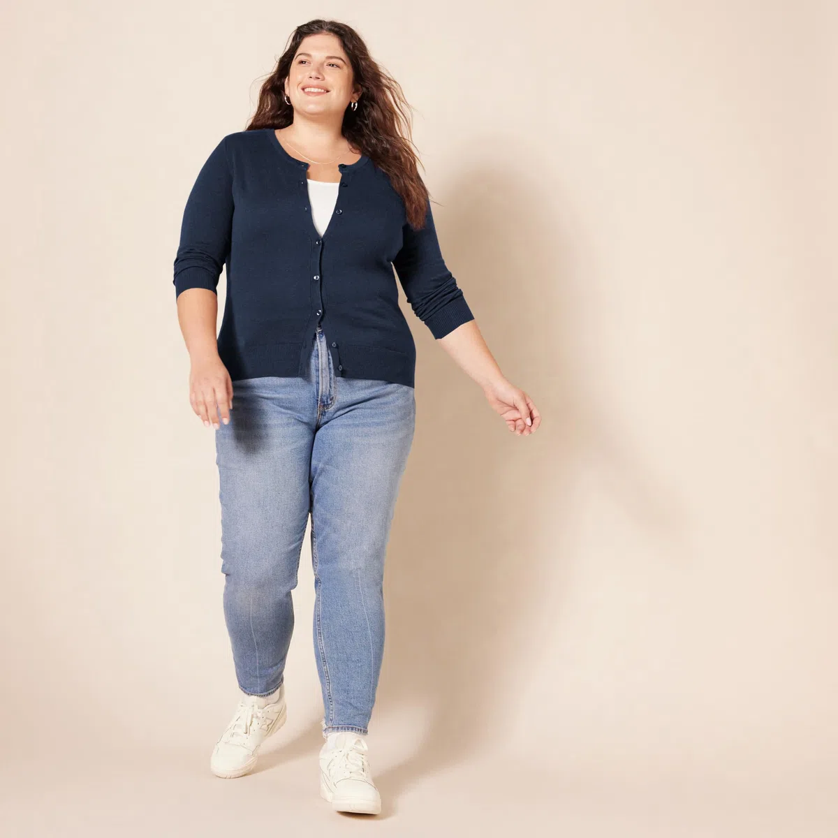 Amazon Essentials Cardigan Girocollo Leggero (Taglie Forti Disponibili) Donna