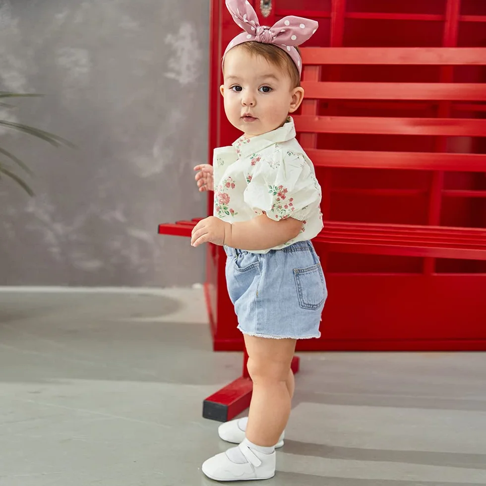 MASOCIO Scarpine Neonata in Morbida Pelle Scarpe Bambino Primi Passi con Suole Morbide Scarpette Antiscivolo per Bimba 0-18 Mesi