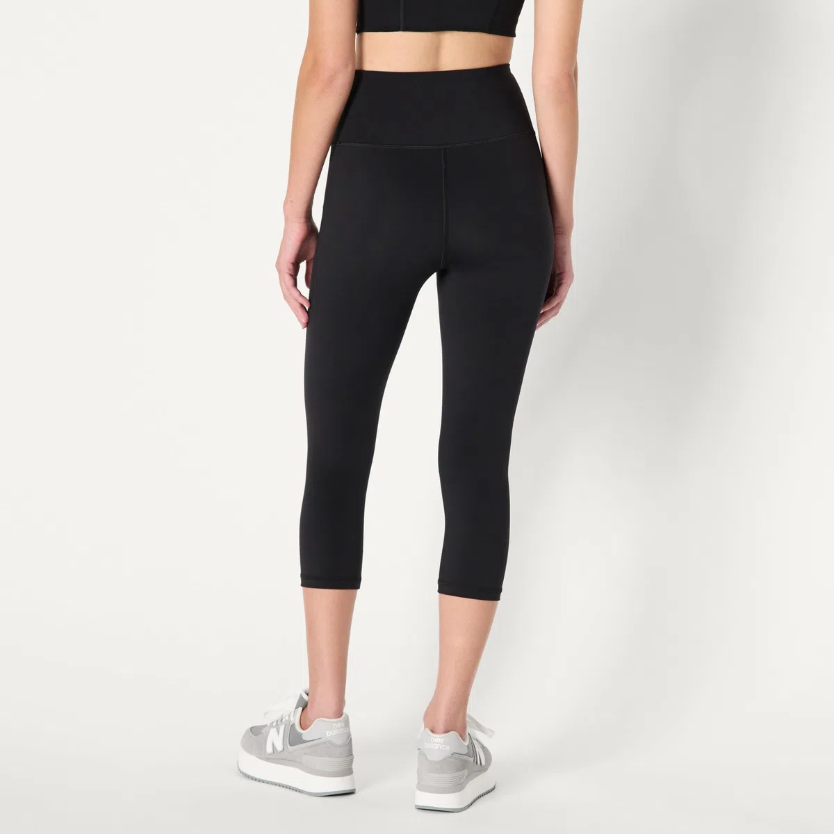 Amazon Essentials Leggings Sportivi da Allenamento in Palestra Total Train Donna