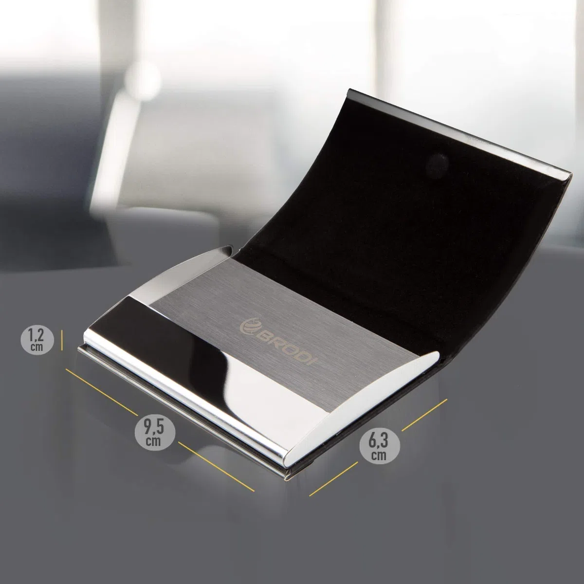BRODI® - Custodia per biglietti da visita, in acciaio INOX, con chiusura magnetica, confezione regalo inclusa, porta biglietti da visita (rosa con effetto fibra di carbonio)