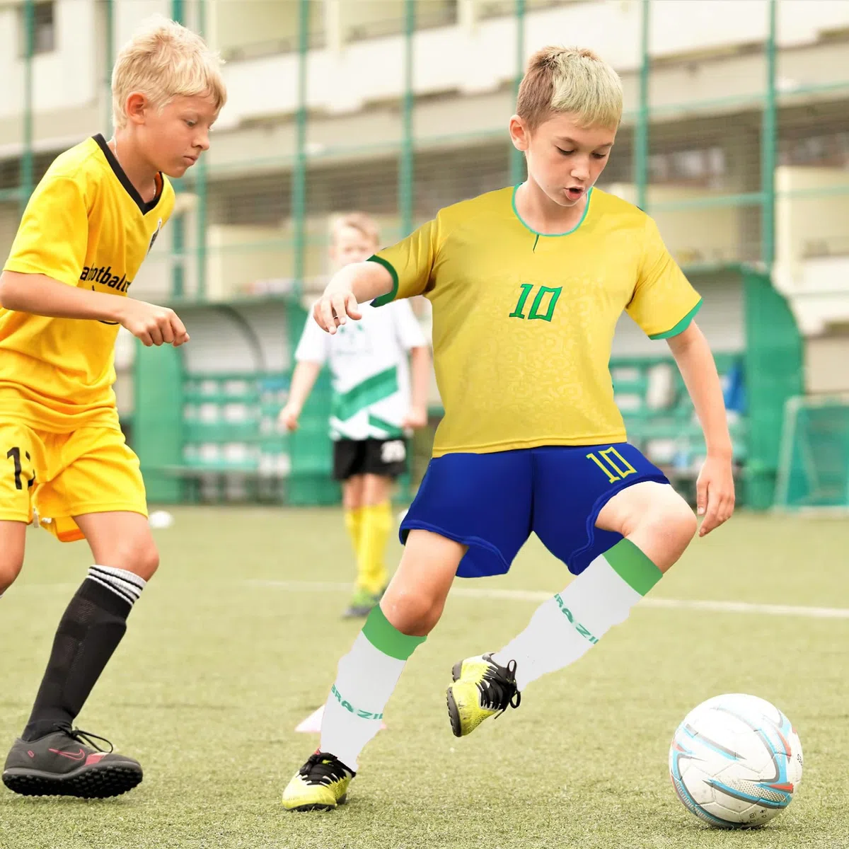 Maglie da Calcio per Bambini, N. 7/N. 10 Pantaloncini Ragazzi Abbigliamento T-Shirt Maglietta Calze Parastinchi Portachiavi Tatuaggi Temporanei Accessori Maglia da Calcio Esterni Sportiva Regali