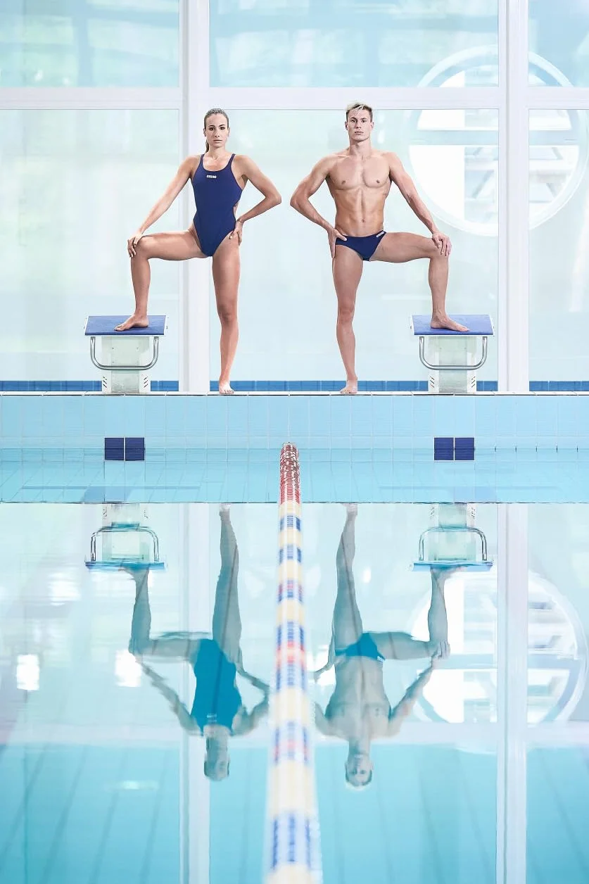 ARENA Sfida Donna Open Back MaxLife One Piece Solid Team Costume da Bagno Intero Donna (Pacco da 1)