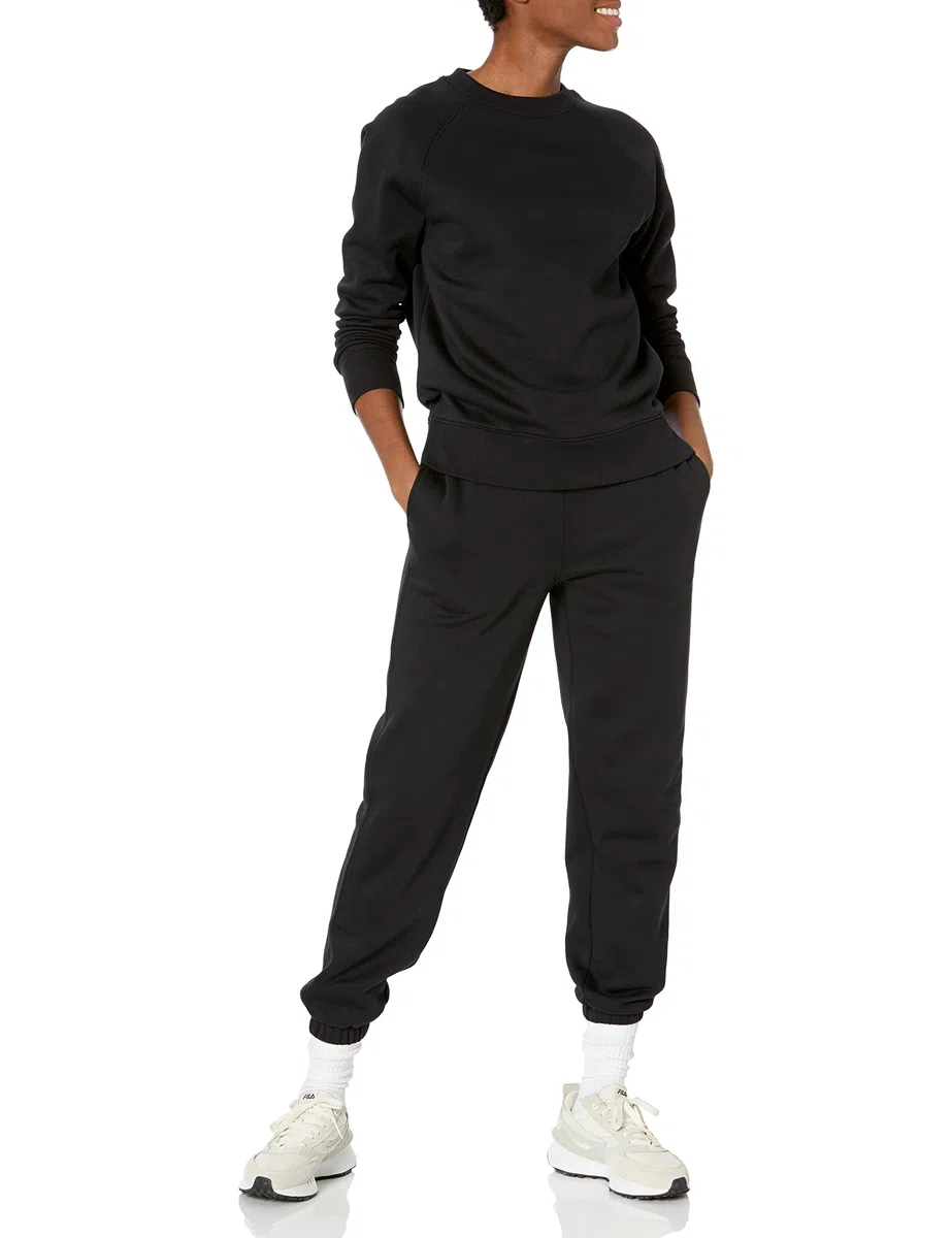 Amazon Essentials Donna Felpa Girocollo A Maniche Lunghe dalla vestibilità Comoda (Disponibile in Taglie Forti)