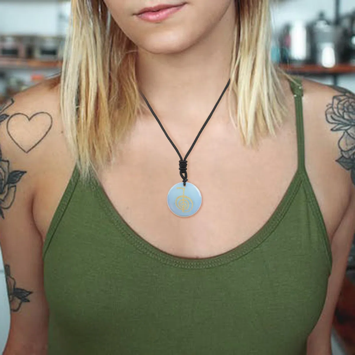 Collana con ciondolo a forma di moneta fortunata a spirale con simbolo Reiki, per uomini e donne, regolabile, 60-65 cm