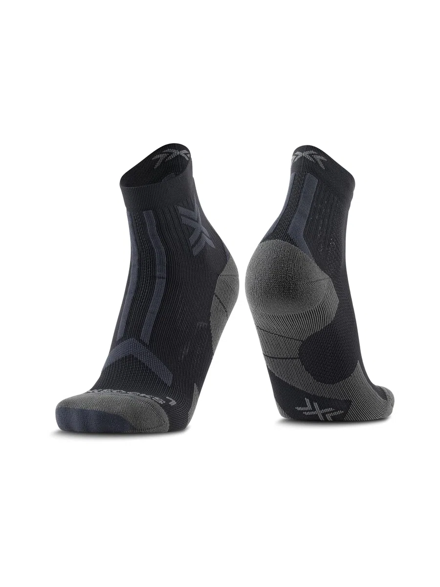 X-Socks Trailrun Discover Ankle Socks - comfort e protezione per trail running, con rete traspirante, controllo della temperatura e design resistente per avventure all'aperto - Blu/Nero, 45-47