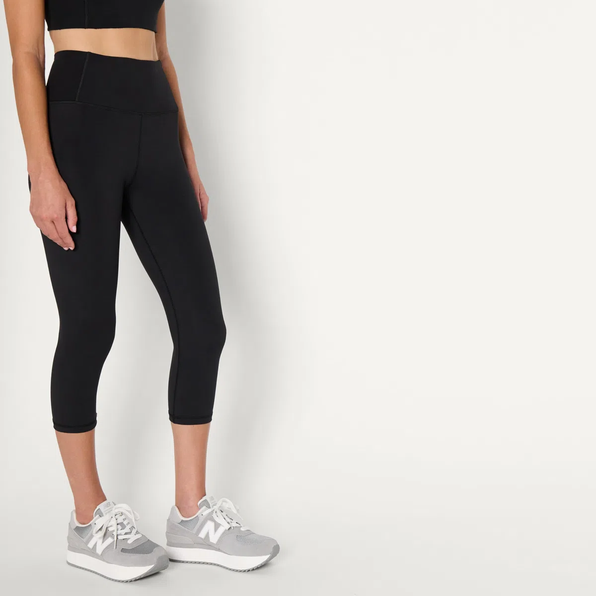 Amazon Essentials Leggings Sportivi da Allenamento in Palestra Total Train Donna