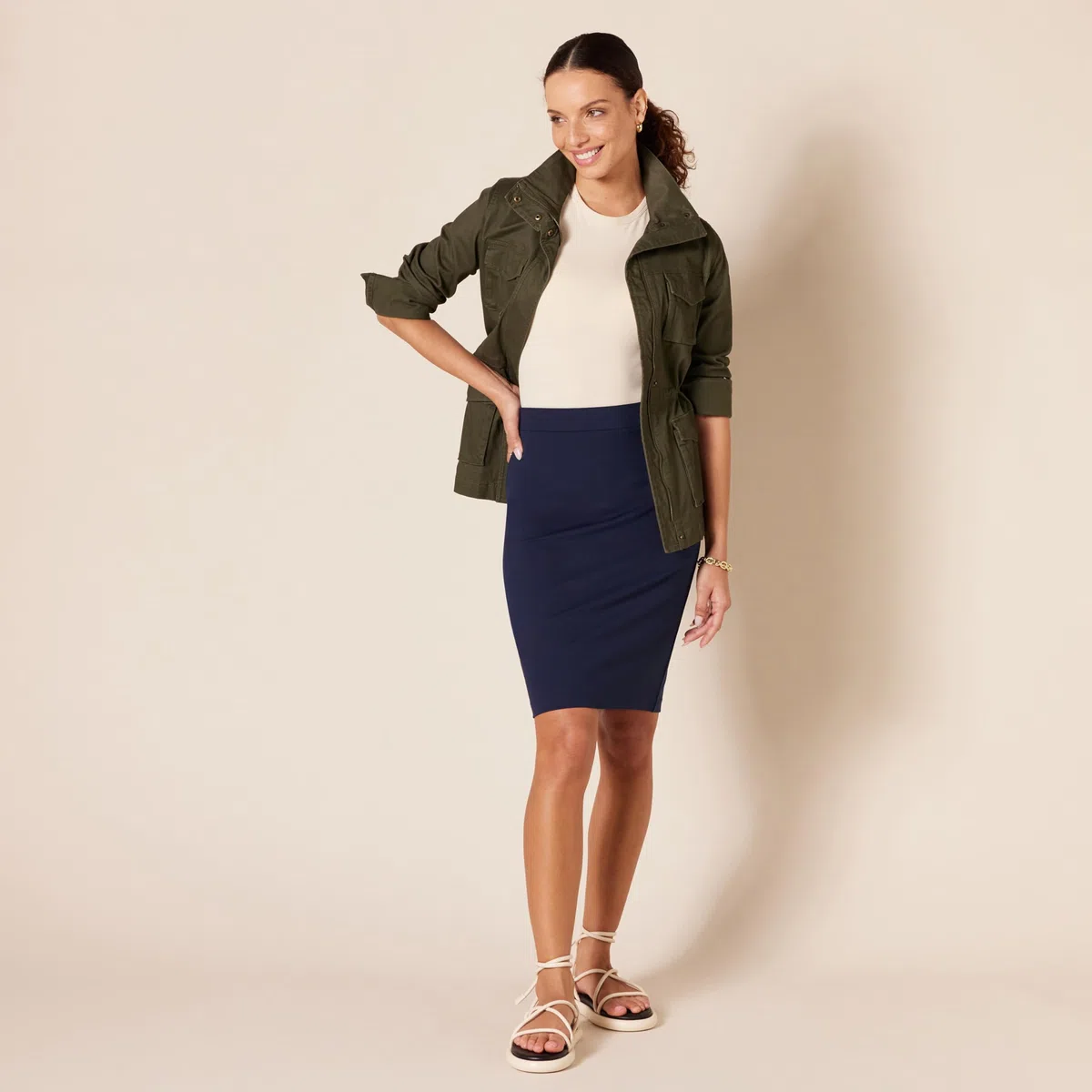 Amazon Essentials Gonna a Tubino Pull-on Aderente sopra Il Ginocchio in Tessuto Ponte Donna