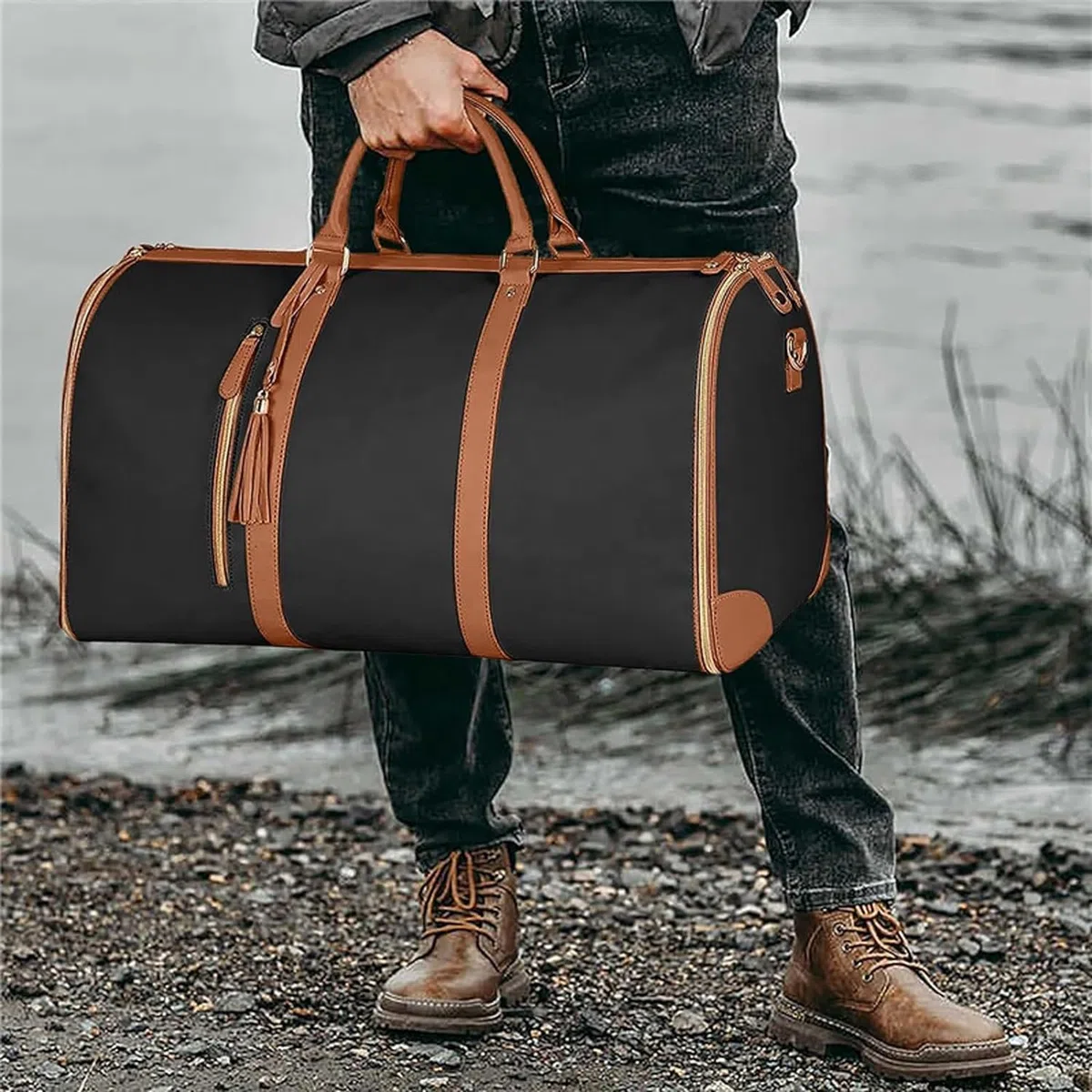 Grande capacità Carry On Garment Bag PU Leather Duffle Bag per le donne Impermeabile Abiti da Viaggio con Borsa Scarpiera 2 in 1 Appeso Valigia Pieghevole Tuta Borse Da Viaggio, Nero, Bagaglio a mano