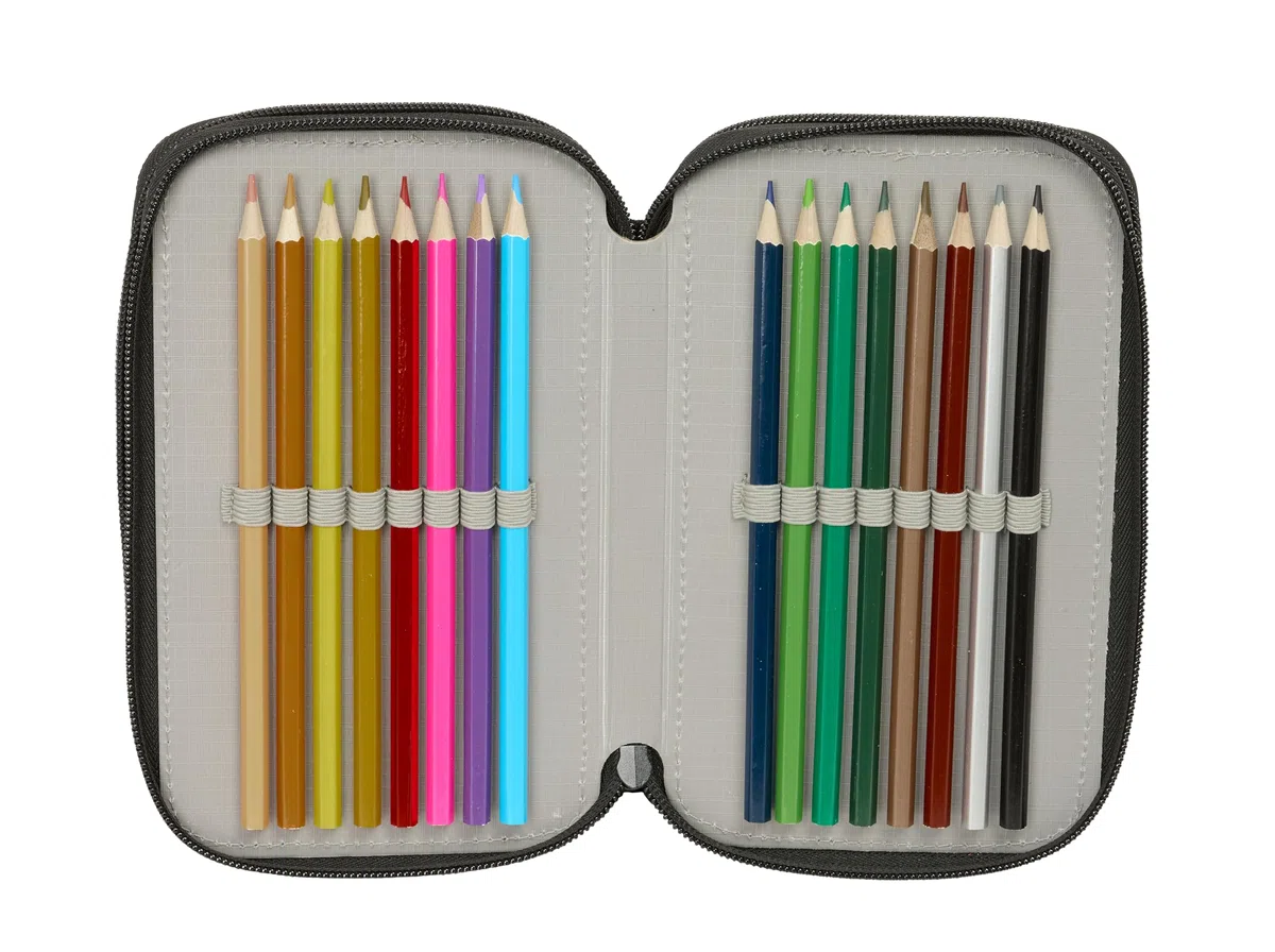 ONE PIECE - Astuccio scuola con 37 utili inclusi, astuccio per bambini, ideale per bambini dai 5 ai 14 anni, comodo e versatile, qualità e resistenza, 12,5 x 5,5 x 19,5 cm