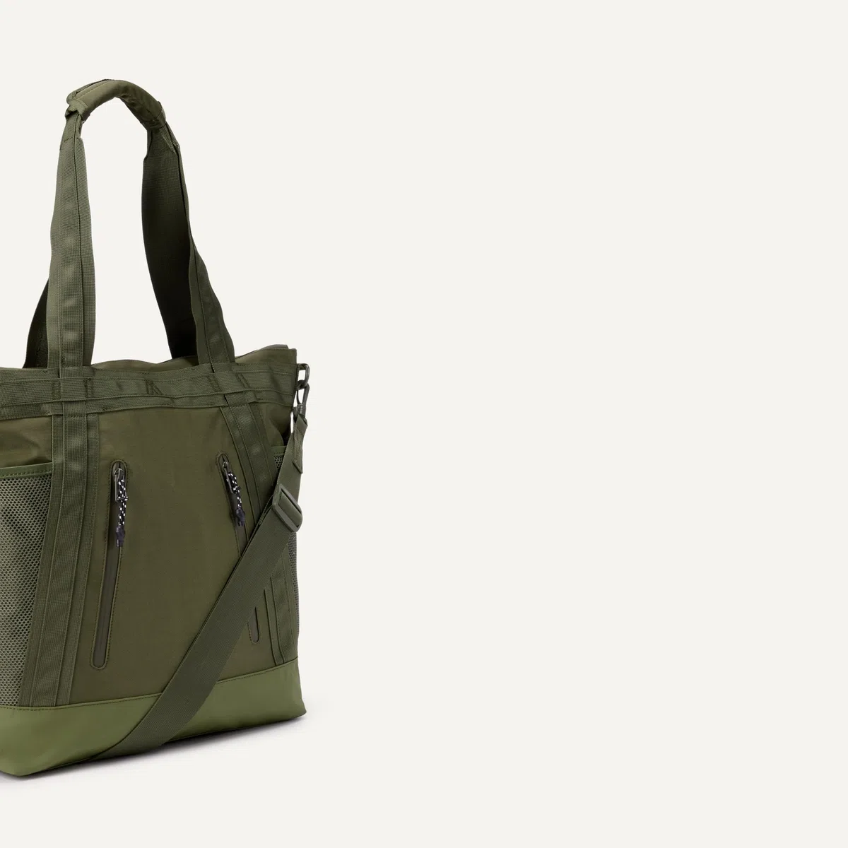 Amazon Essentials Borsa Tote in Nylon Convertibile in Zaino, con Cerniera e Spallacci Regolabili Unisex - Adulto
