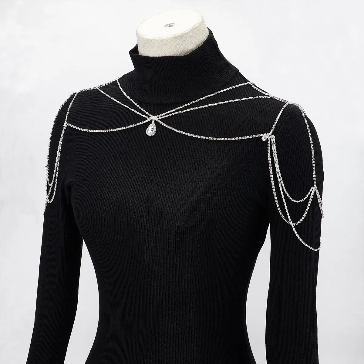 NICENEEDED Catena per Il Corpo con Spalla Strass, Catena Posteriore Multistrato con Pendente A Goccia d'Acqua, Catena da Braccio in Cristallo con Catena per Sfondo Nuziale
