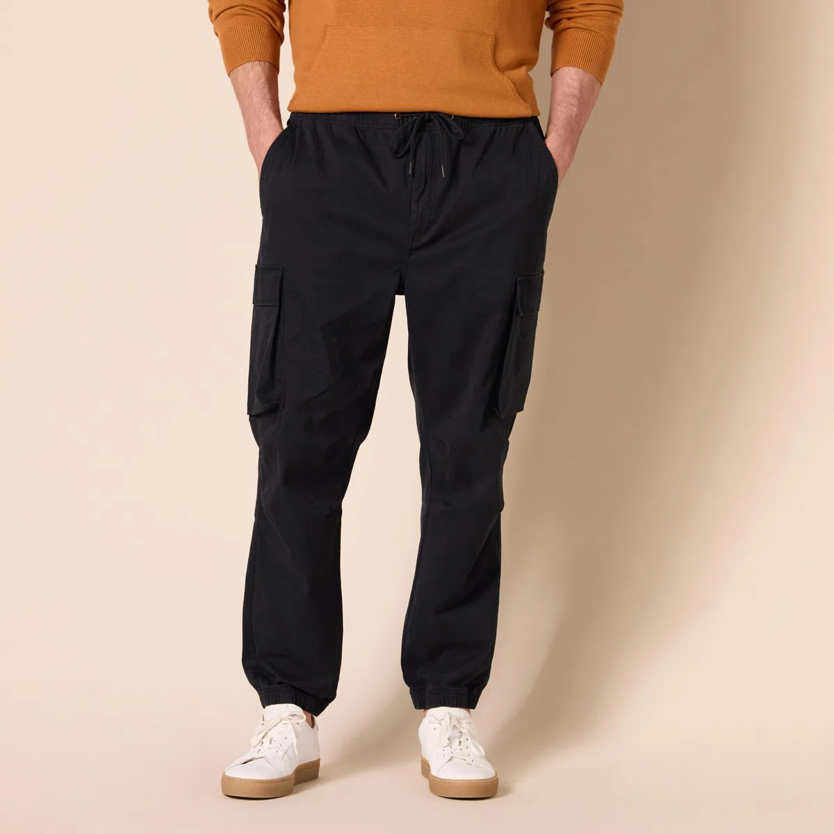 Amazon Essentials Uomo Pantaloni Jogger Cargo con Coulisse in Vita dalla vestibilità Standard