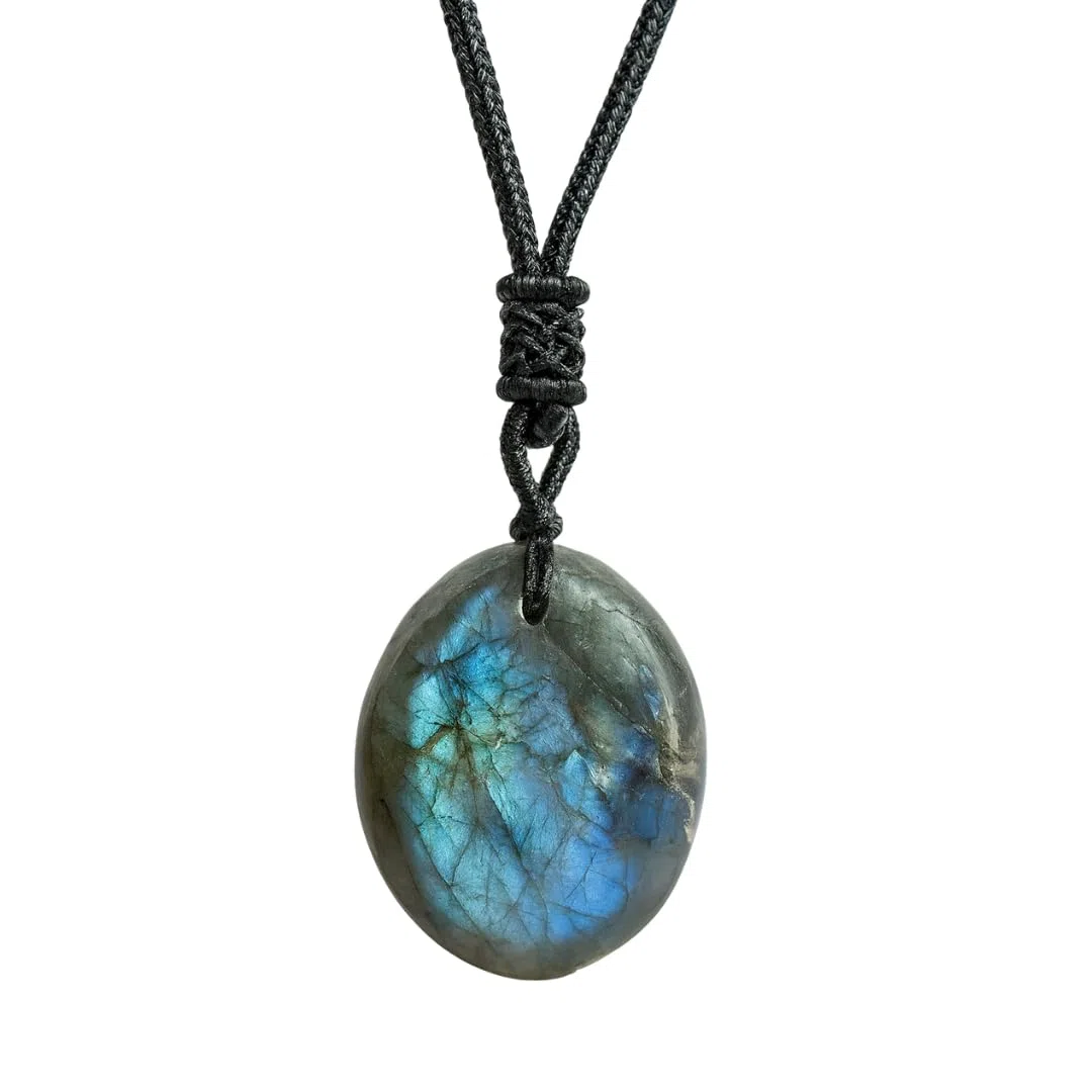 Collana in labradorite naturale – pietra protettiva – ciondolo ovale lucido con cordino regolabile – gioiello energetico per uomo e donna