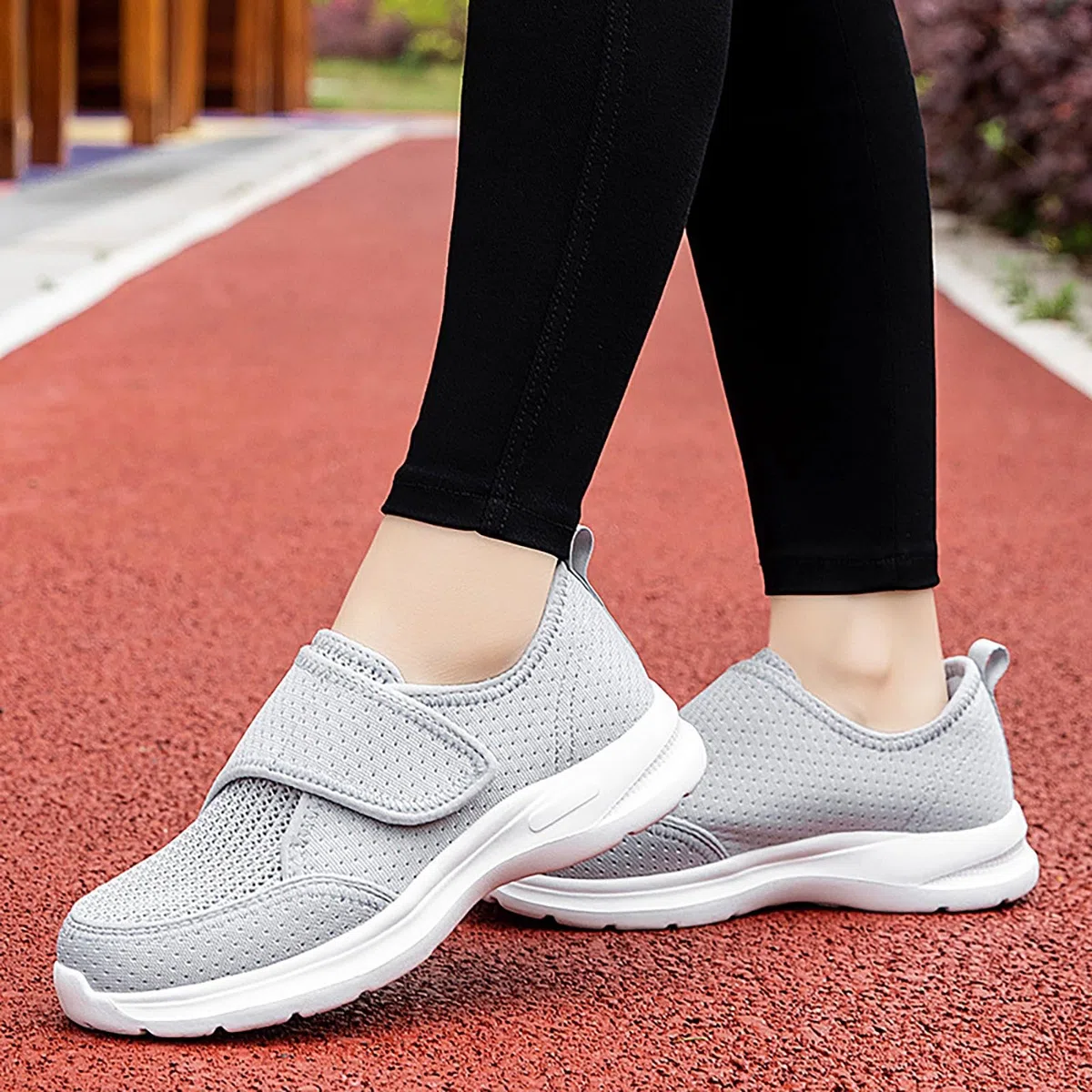 Scarpe Ortopediche Donna Pianta Larga Sneakers in Rete Diabetici con Supporto per Arco Scarpe Punta Chiusa con Chiusura Camminare Traspirante Sneakers da Fitness Casual con Adjustable Strappo Leggero