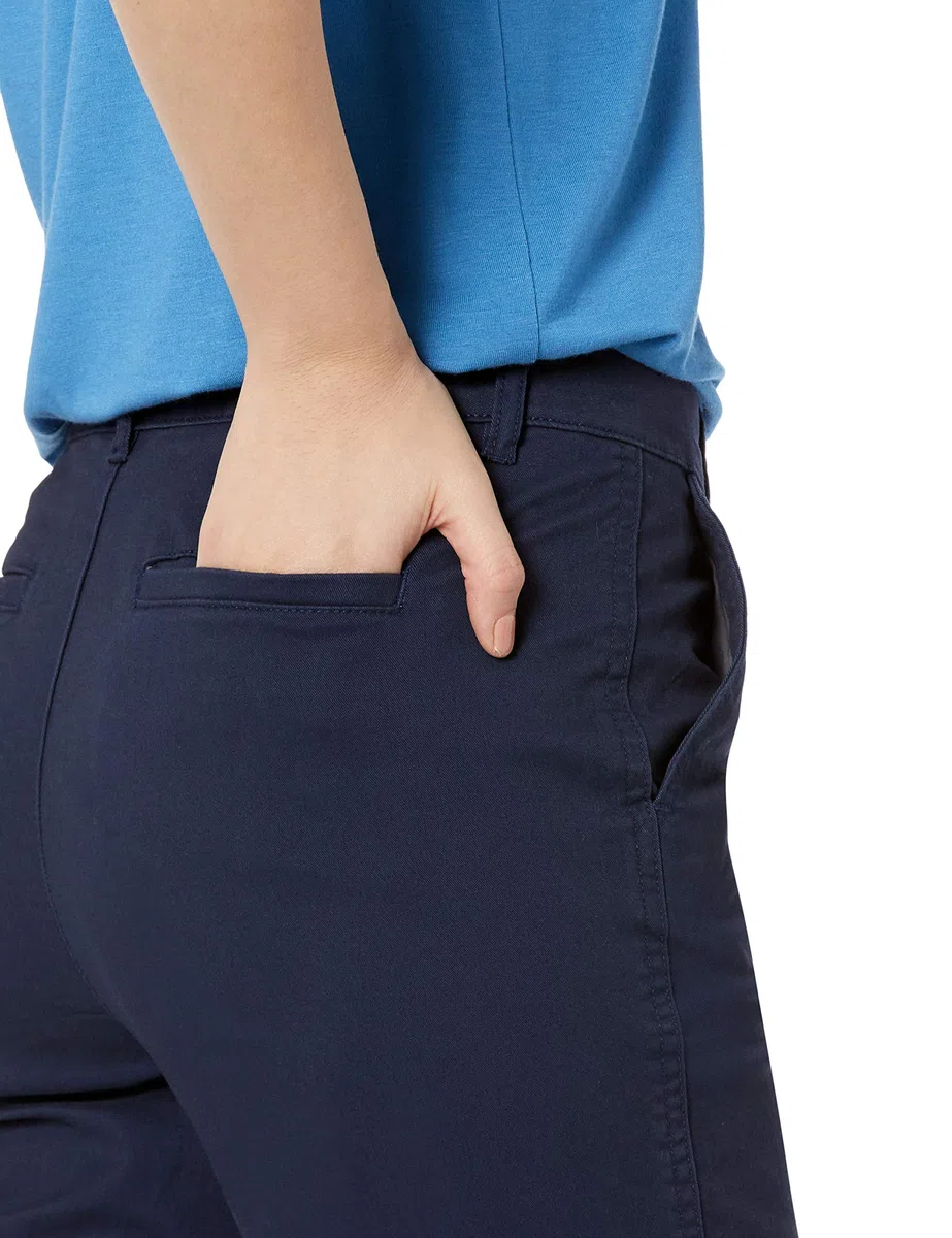 Amazon Essentials Donna Pantaloni Chino Aderenti Elasticizzati Taglio Dritto
