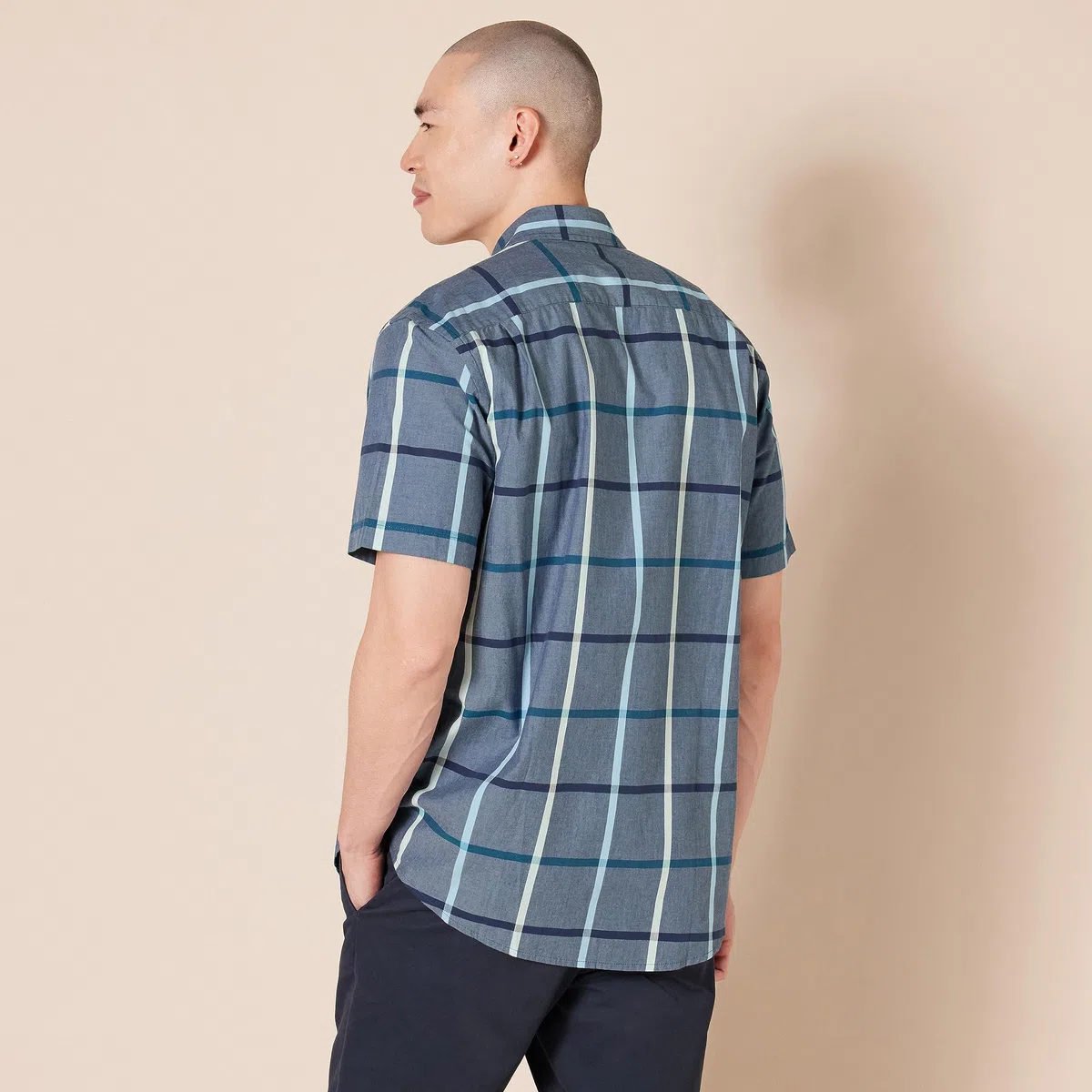 Amazon Essentials Uomo Camicia in Popeline a Maniche Corte Regular Fit
