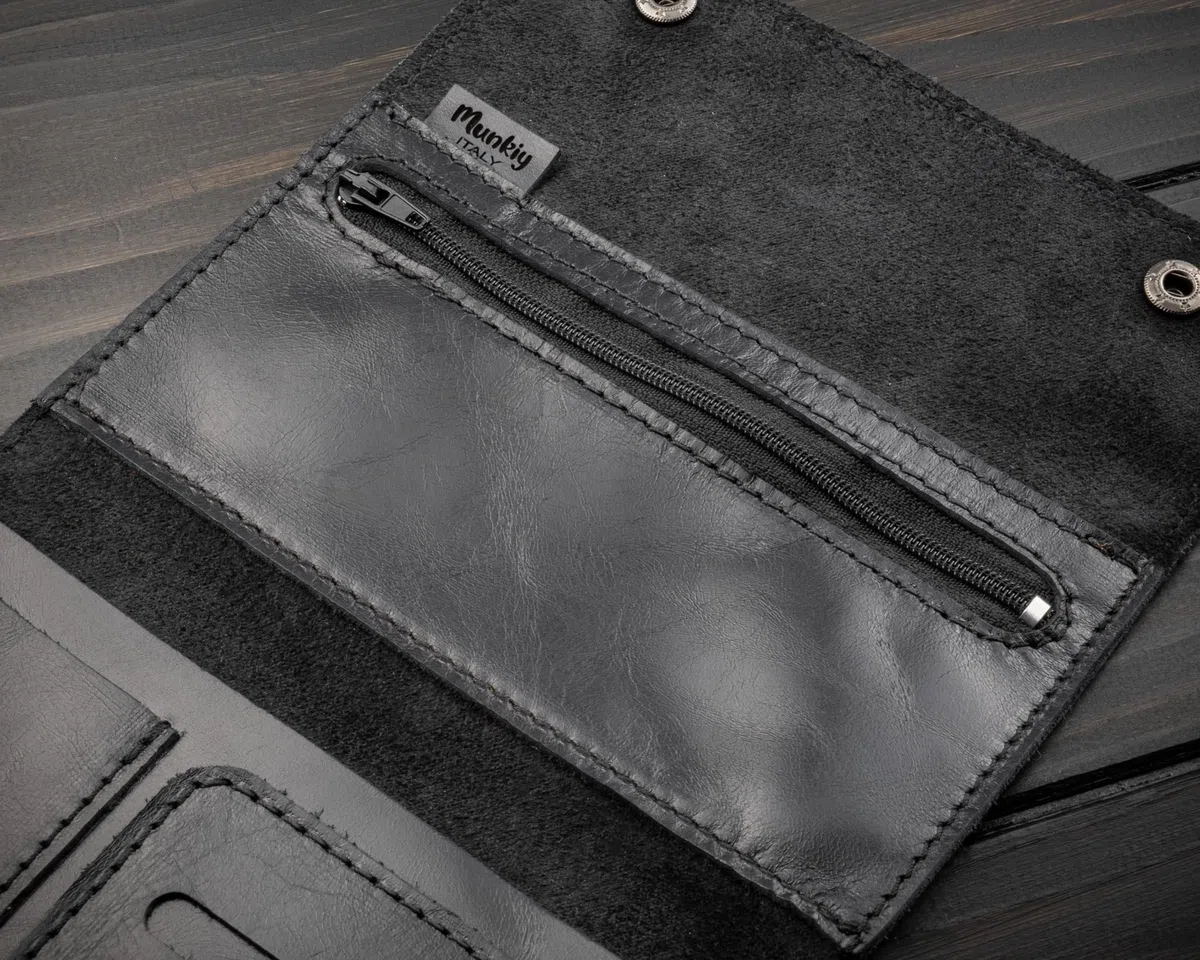 Portatabacco in Vera Pelle Artigianale – Astuccio Porta Tabacco con Zip e Tasche per Cartine, Filtri e Accendino - Made in Italy (Nero)