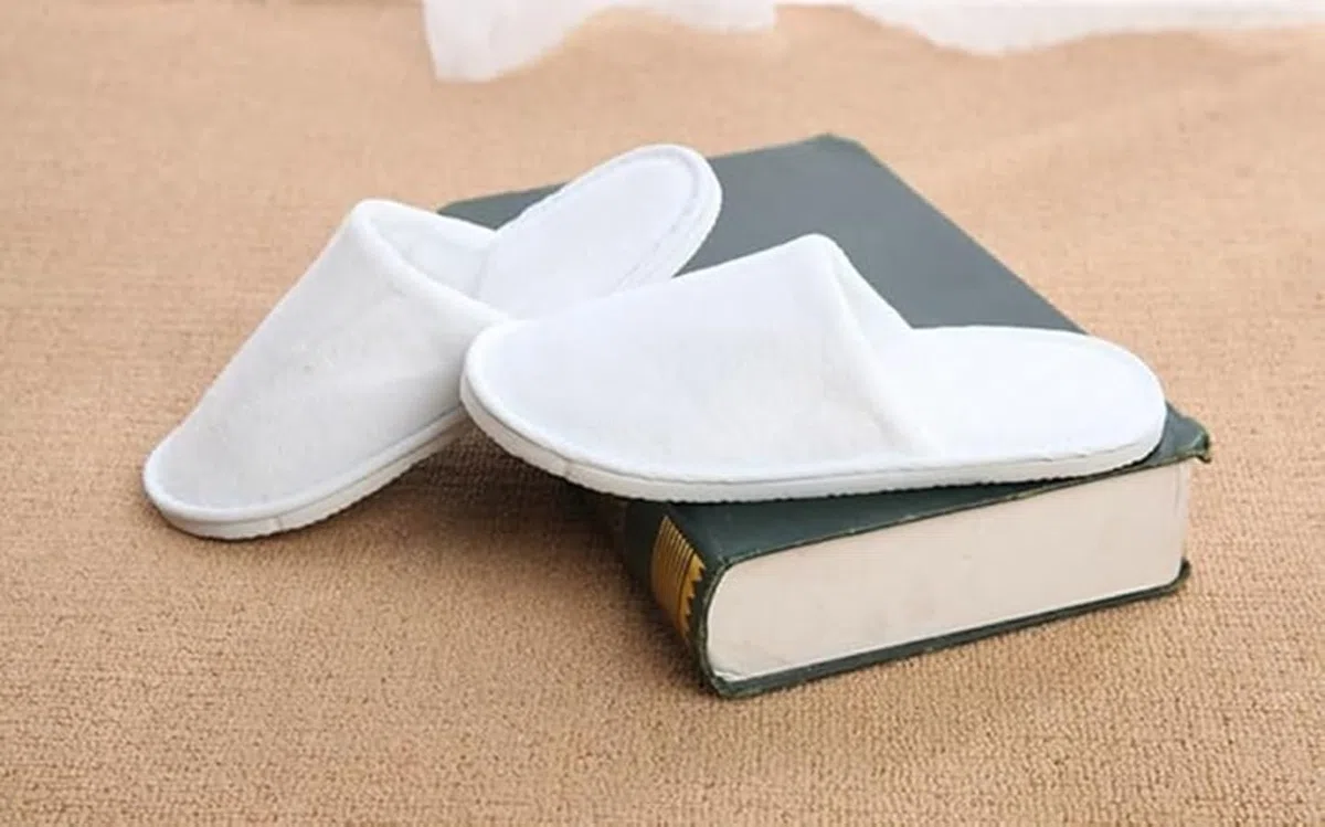 6 paia di pantofole usa e getta antiscivolo per bambini, per hotel, casa, viaggi e feste