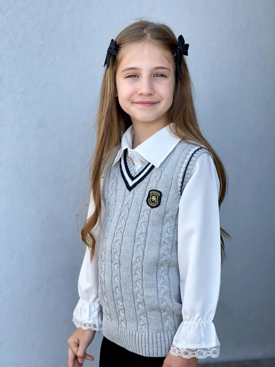 LOLANTA Gilet a Maglia con Scollo a V per Bambini e Bambine, Maglione Senza Maniche in Maglia, Maglieria da Scuola, Pullover per Ragazzi 5–11 Anni
