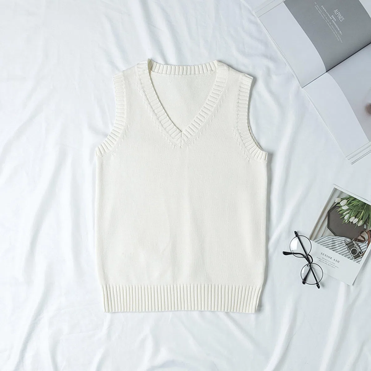 Gilet Donna Maglia, Pullover Senza Maniche Morbido Lavorato a Maglia Fine Gilet Classico Pullover Senza Maniche con Scollo a V Leggero Gilet Sportivo da Donna Perfetto per La Primavera E L'autunno