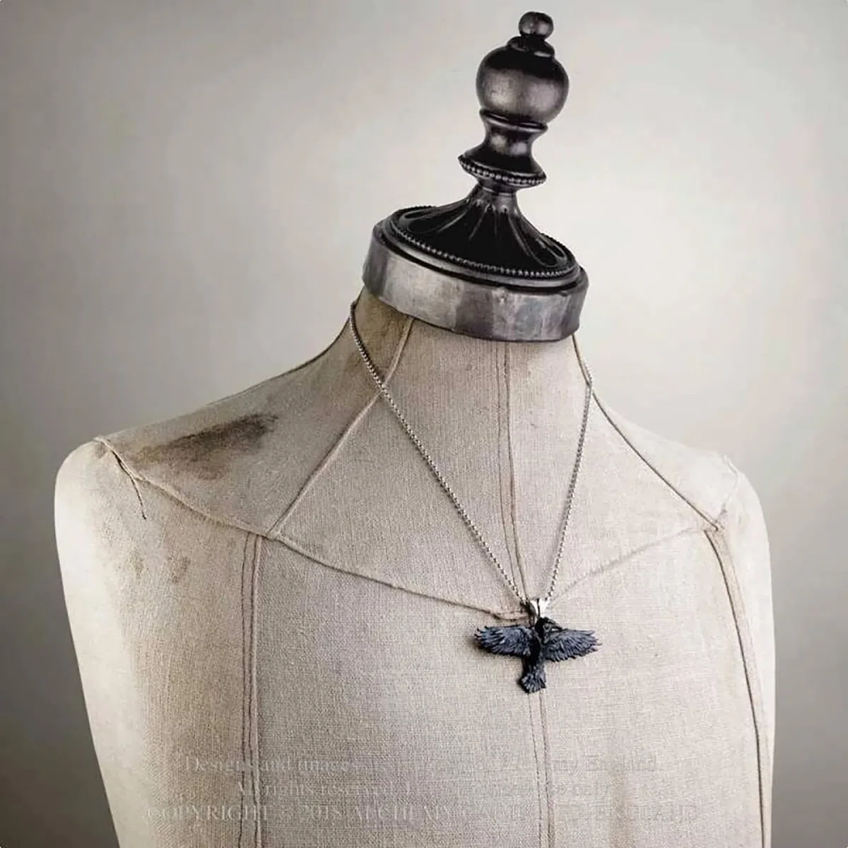 Alchemy Gothic Black Raven Unisex Collana nero