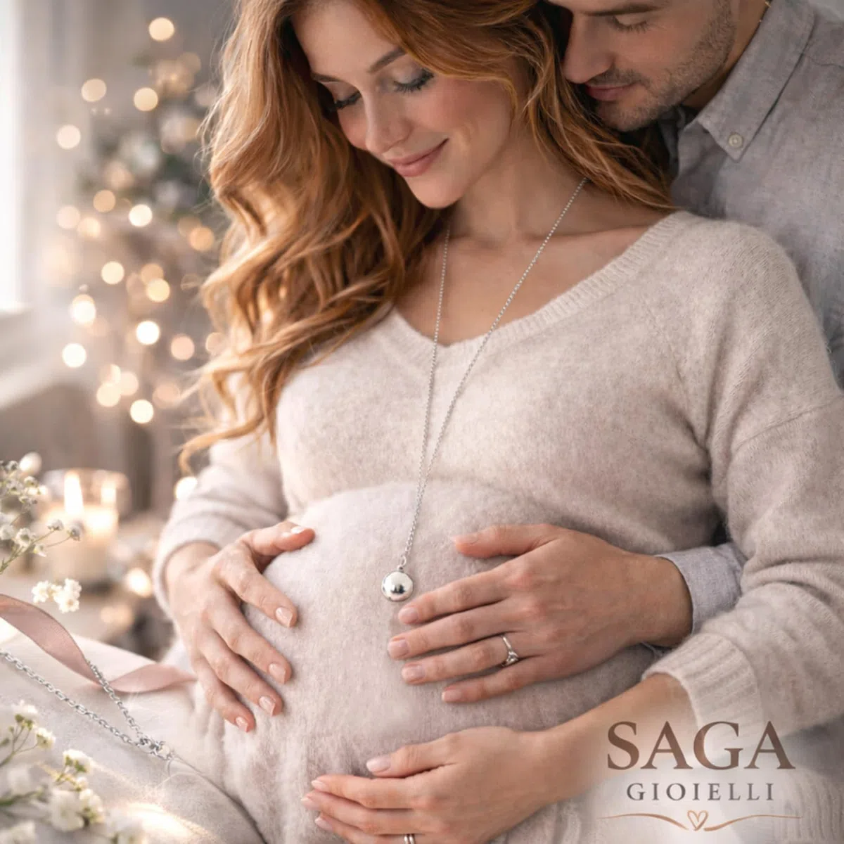 SAGA GIOIELLI - Collana Chiama Angeli Gravidanza Lunga con Ciondolo Richiamo Degli Angeli Gravidanza, Idee Regali per Donne Incinte come Porta Fortuna, Regalo per Futura Mamma (Piedino Cristalli)