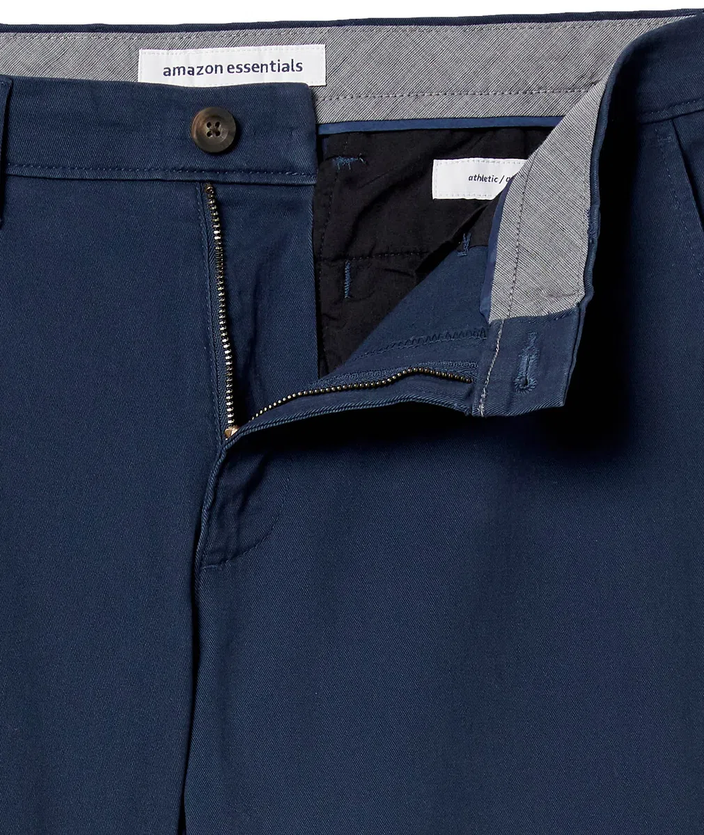 Amazon Essentials Pantaloni Chino Elasticizzati Comodi Effetto Slavato, Vestibilità Atletica Uomo