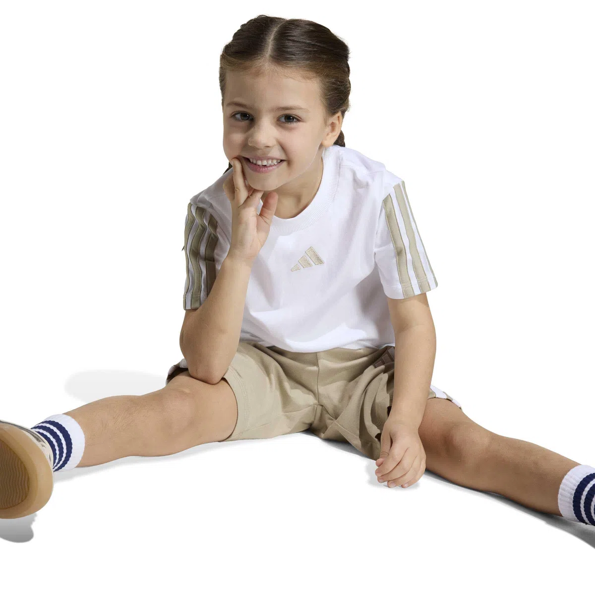 adidas Essentials Small Logo Stripes T-shirt Set JOGGER Unisex - Bambini e ragazzi