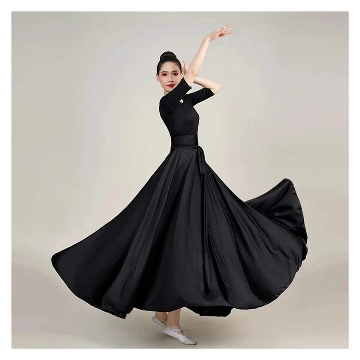Gonna in raso per danza del ventre Gonna da ballo di grandi dimensioni, for carnevale, palcoscenico, spettacolo, donna, 540-720 gradi, gonna lunga, costume, abiti eleganti for donna(Wine red 720 degre