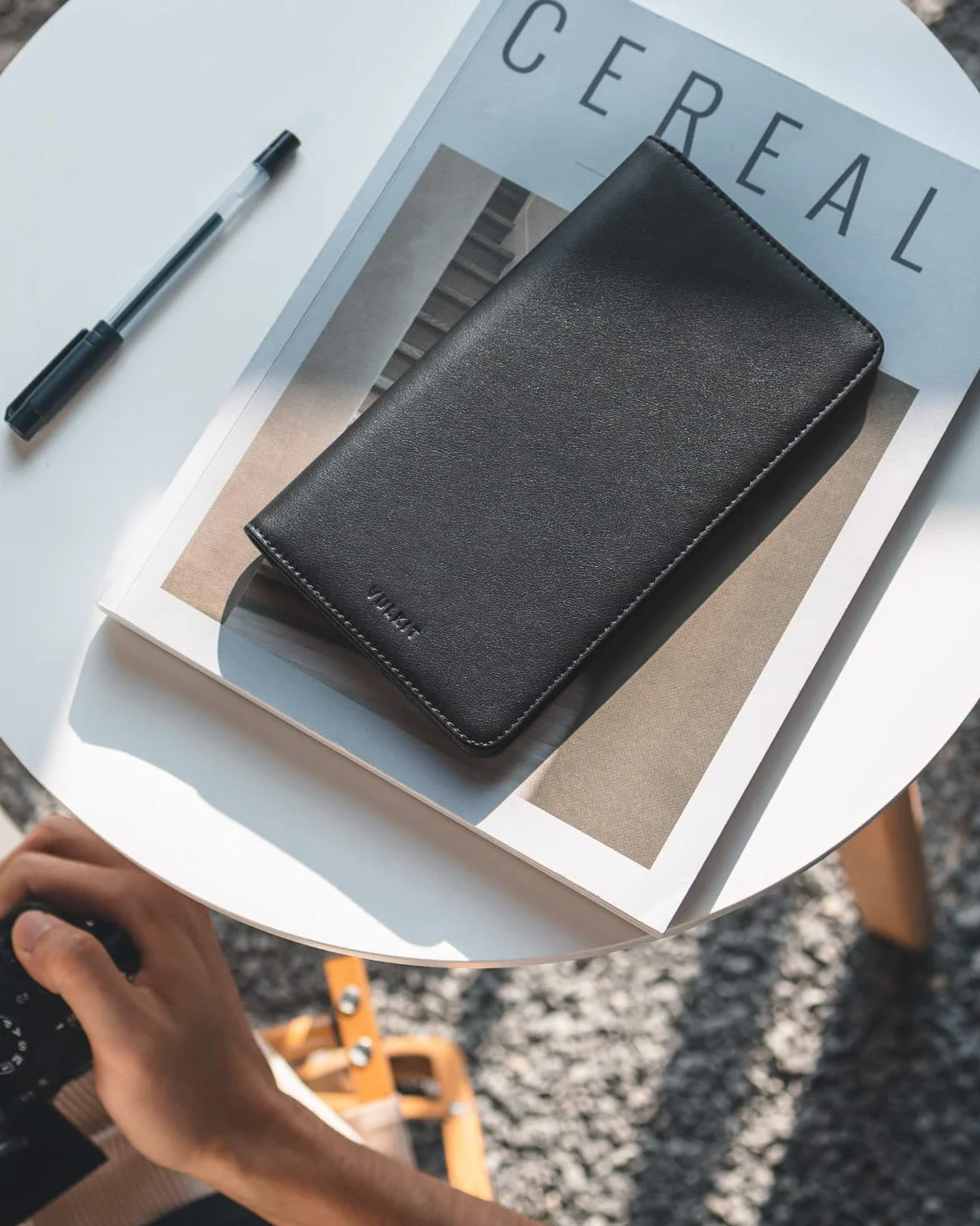 VULKIT Porta Passaporto Portafoglio da Viaggio, Porta Passaporto in Pelle Organizer per Documenti di Viaggio con Blocco RFID per Donne e Uomini